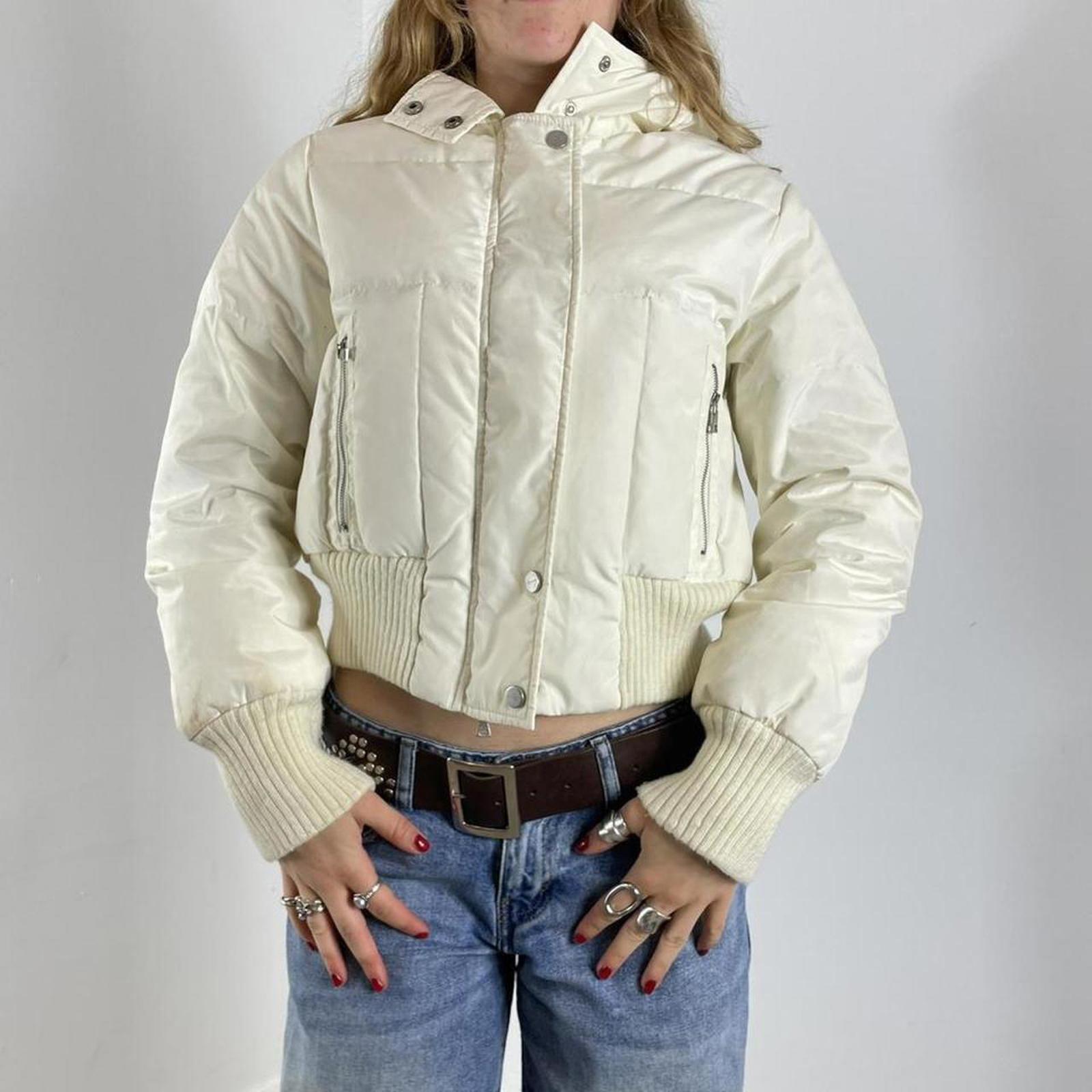 00s cropped cream puffer jacket