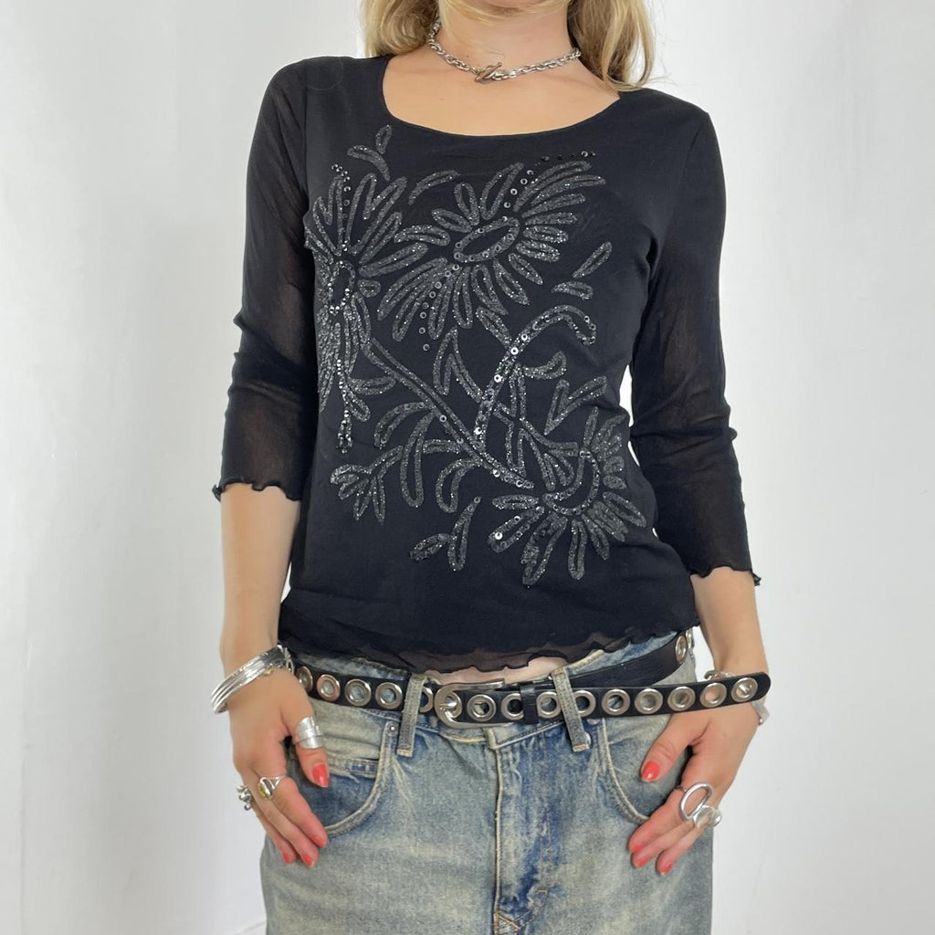 00's mesh black 3/4 top with black sequins