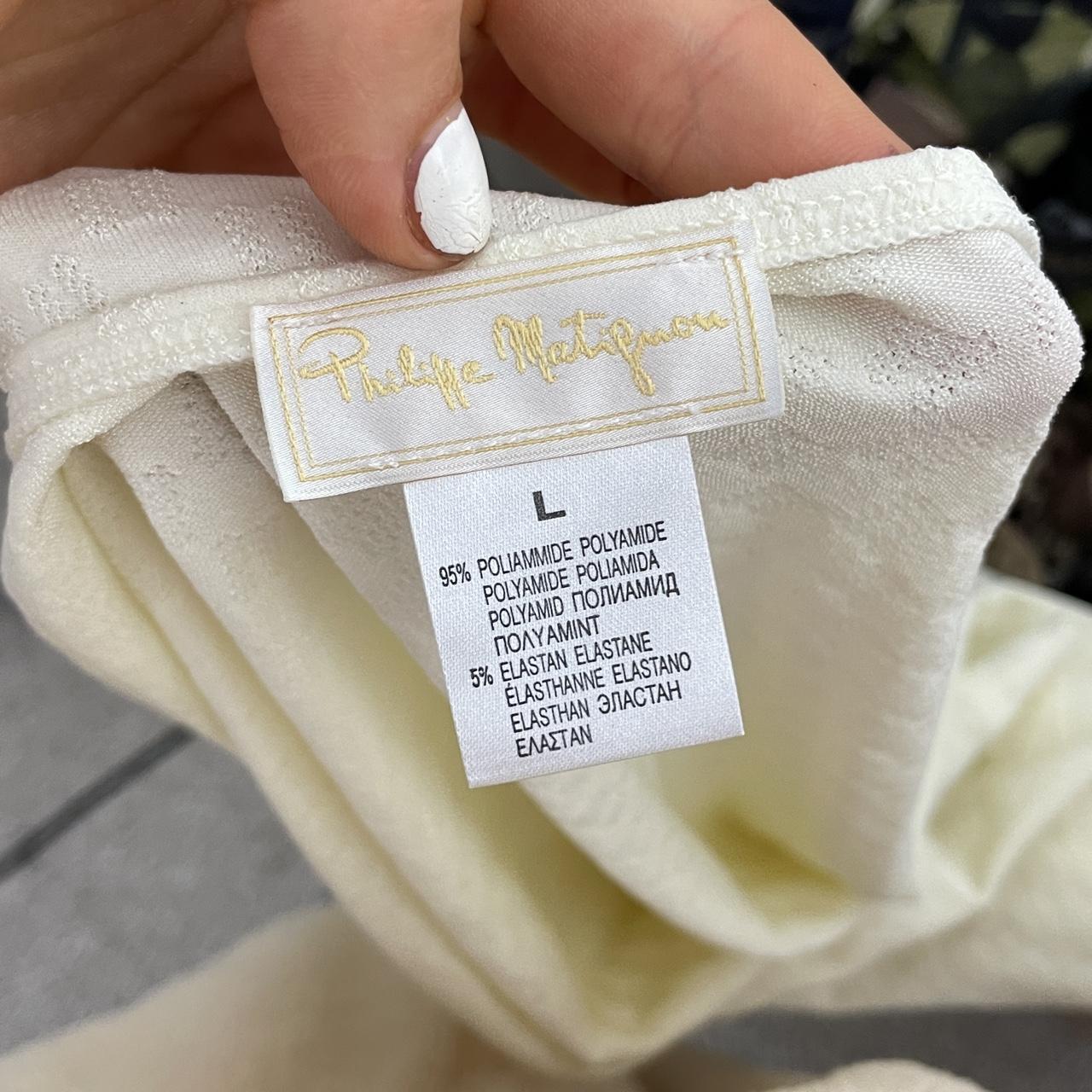 Fitted white y2k halterneck top