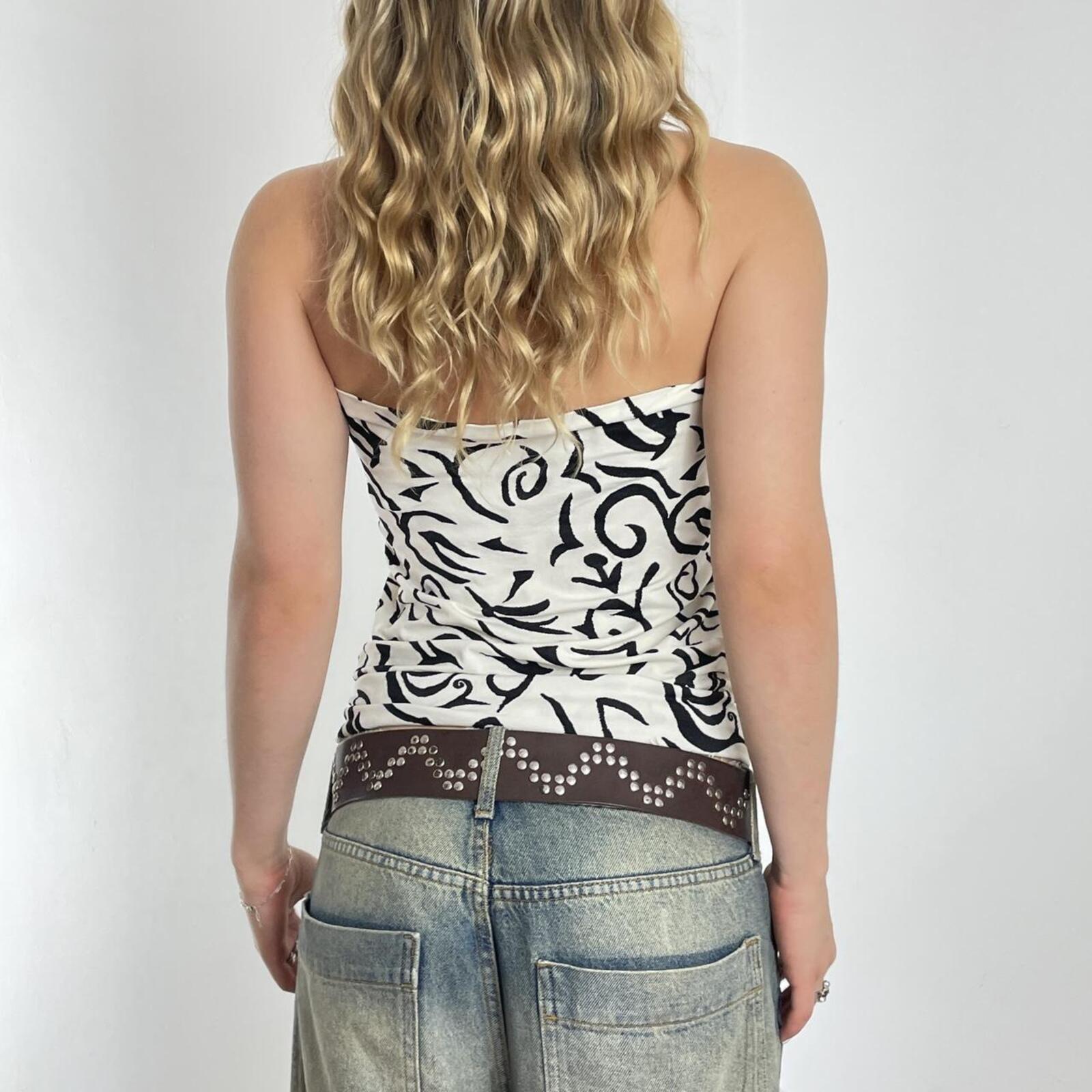 Retro white and black elasticated top with a wooden ring