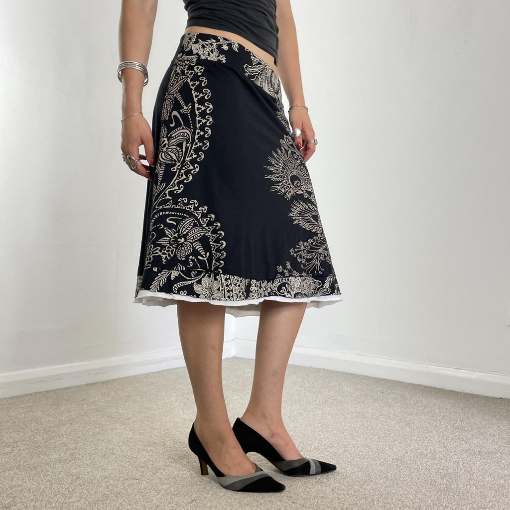Desigual black and white midi skirt with logo embroided on the back