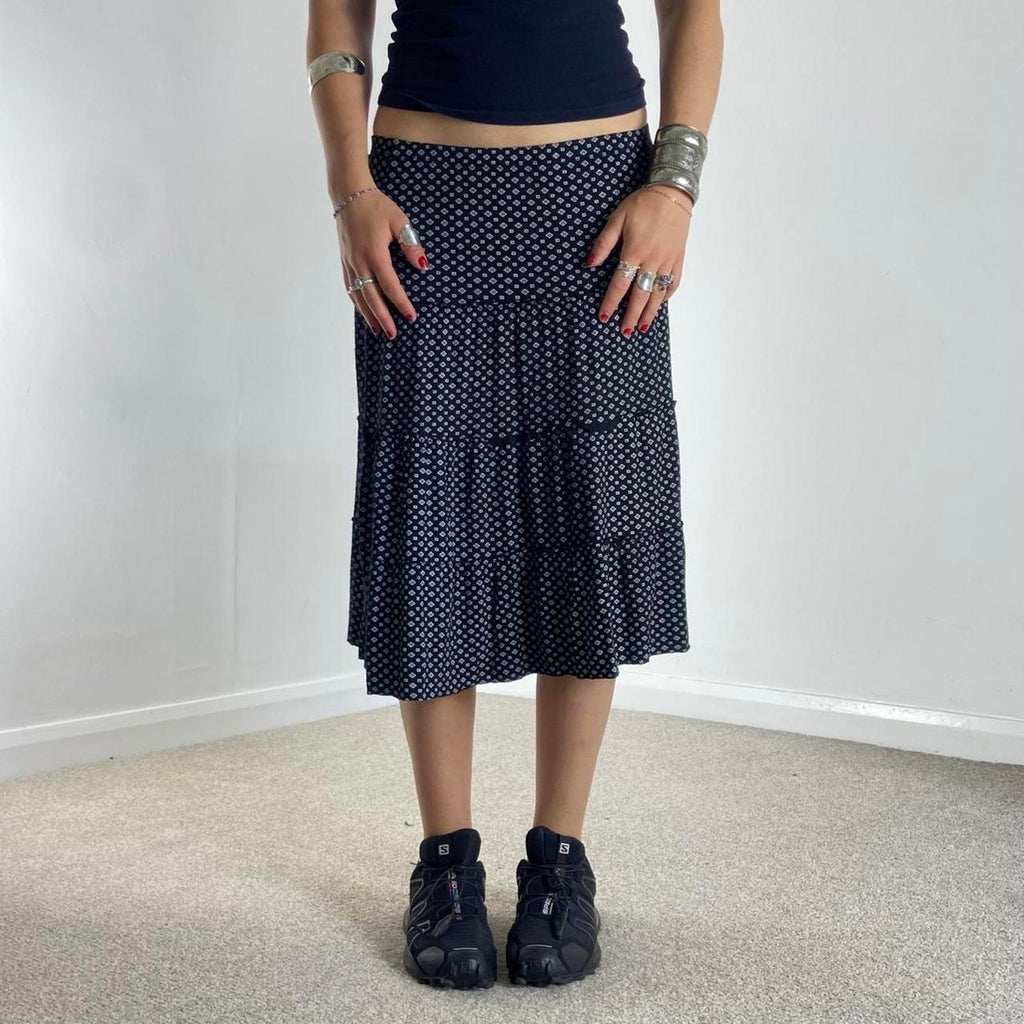 Beautiful patterened tiered white and black midi skirt