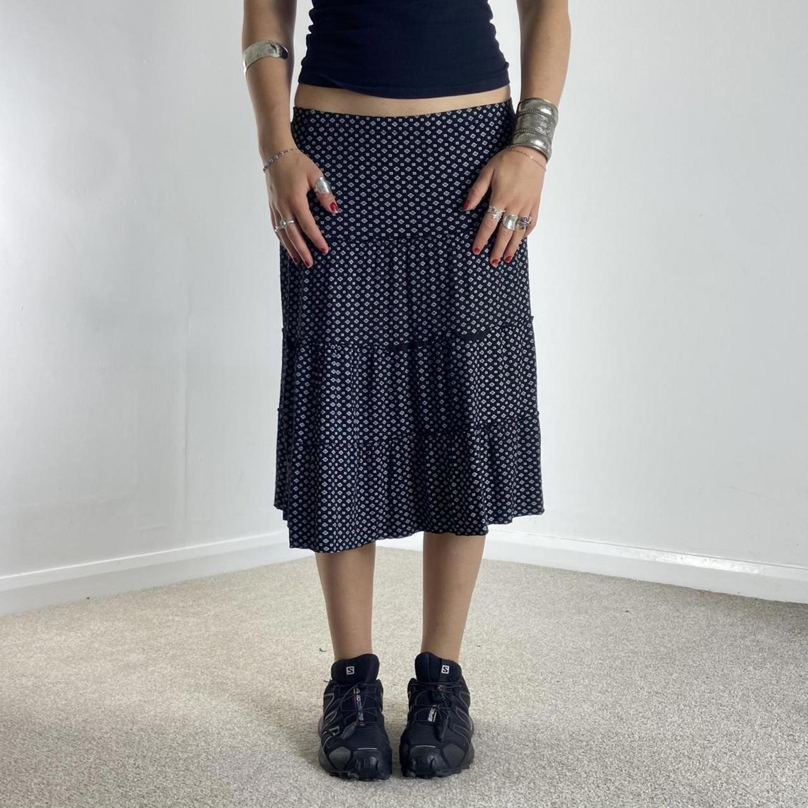 Beautiful patterened tiered white and black midi skirt