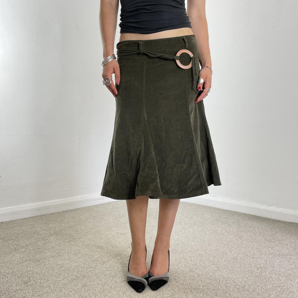 00's kahki cord midi skirt with a belt and wooden loop