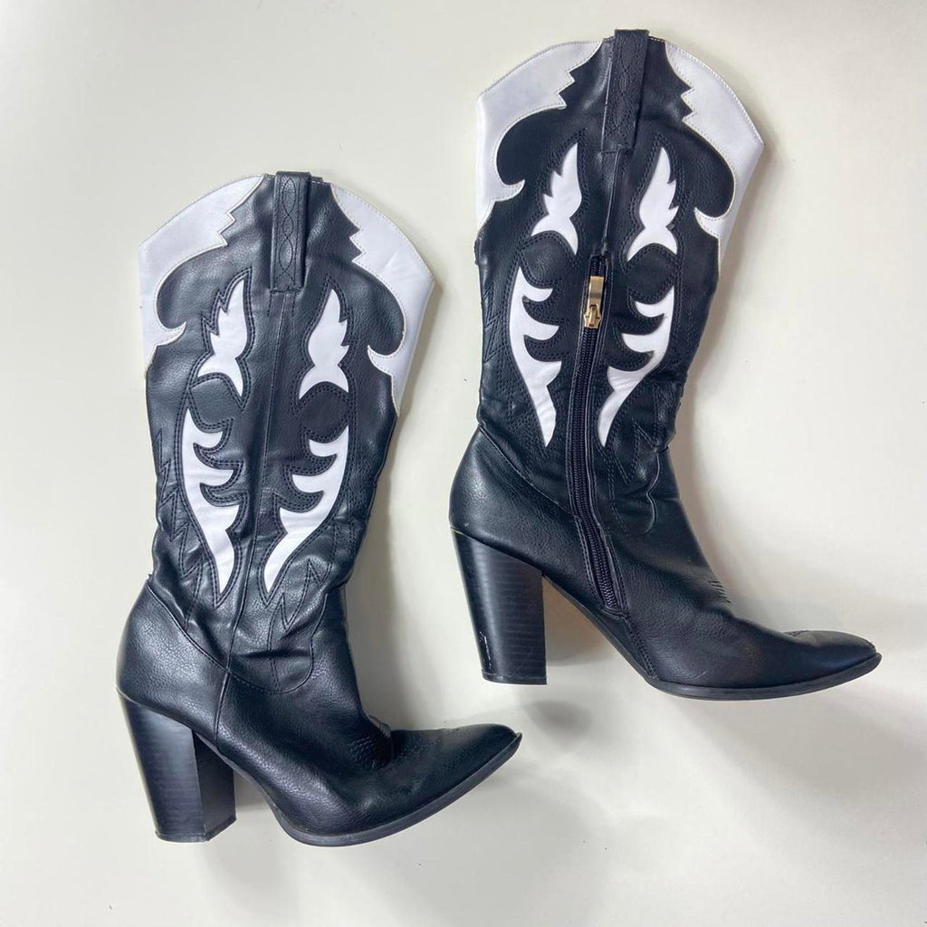 Insane black and white cow girl heeled boots!