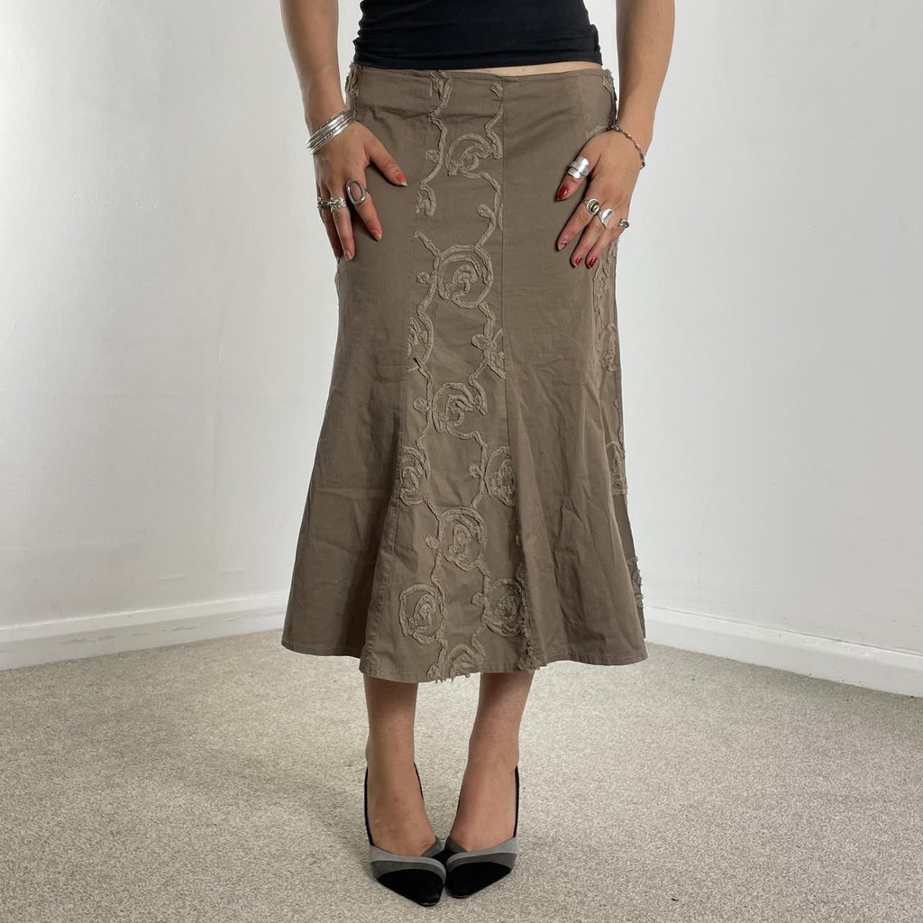 Cream/brown ish fishtale low rise midi skirt