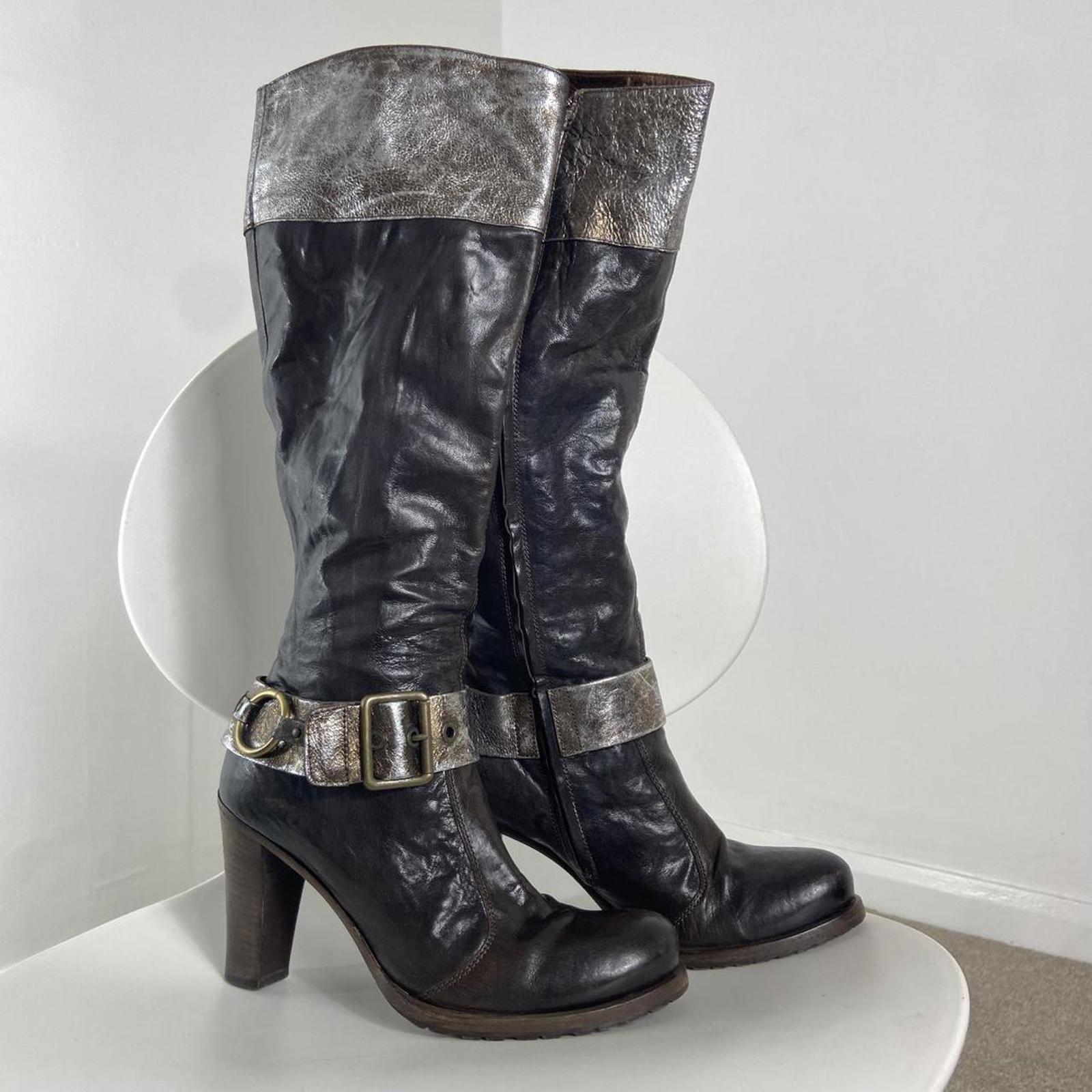 Y2K heeled Brown boots