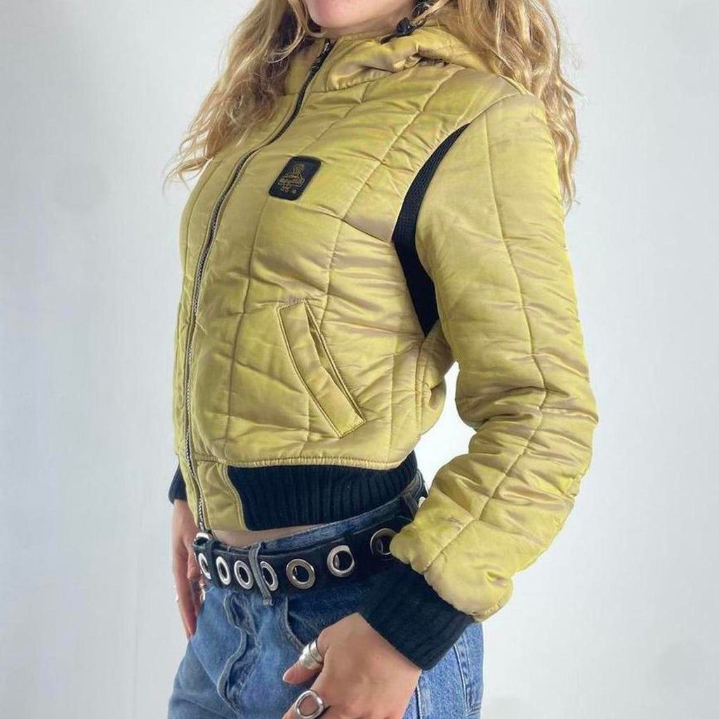 Vintage irradecant mustard cropped puffer jacket, hooded with thick black wasit band.