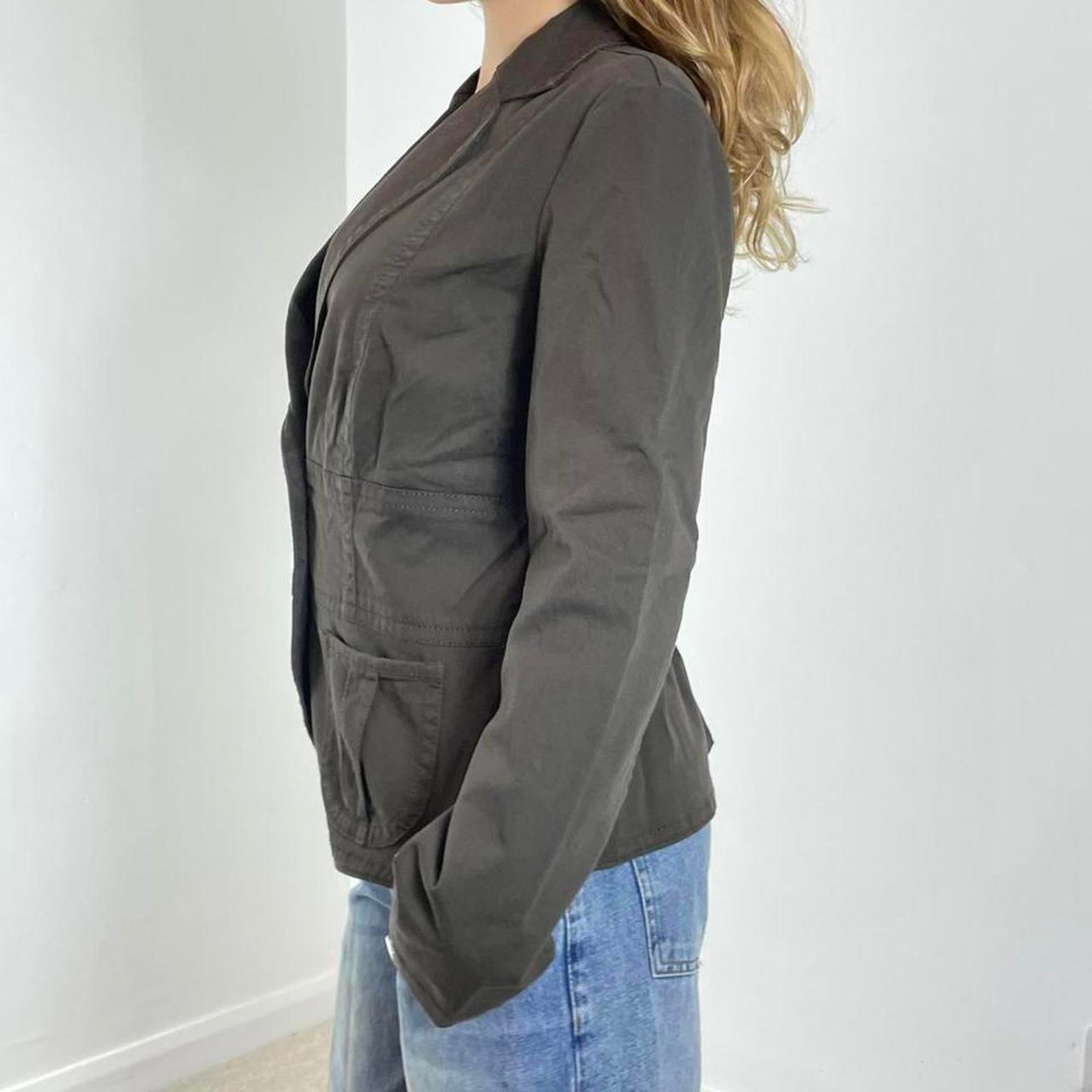Brown fitted double button jacket