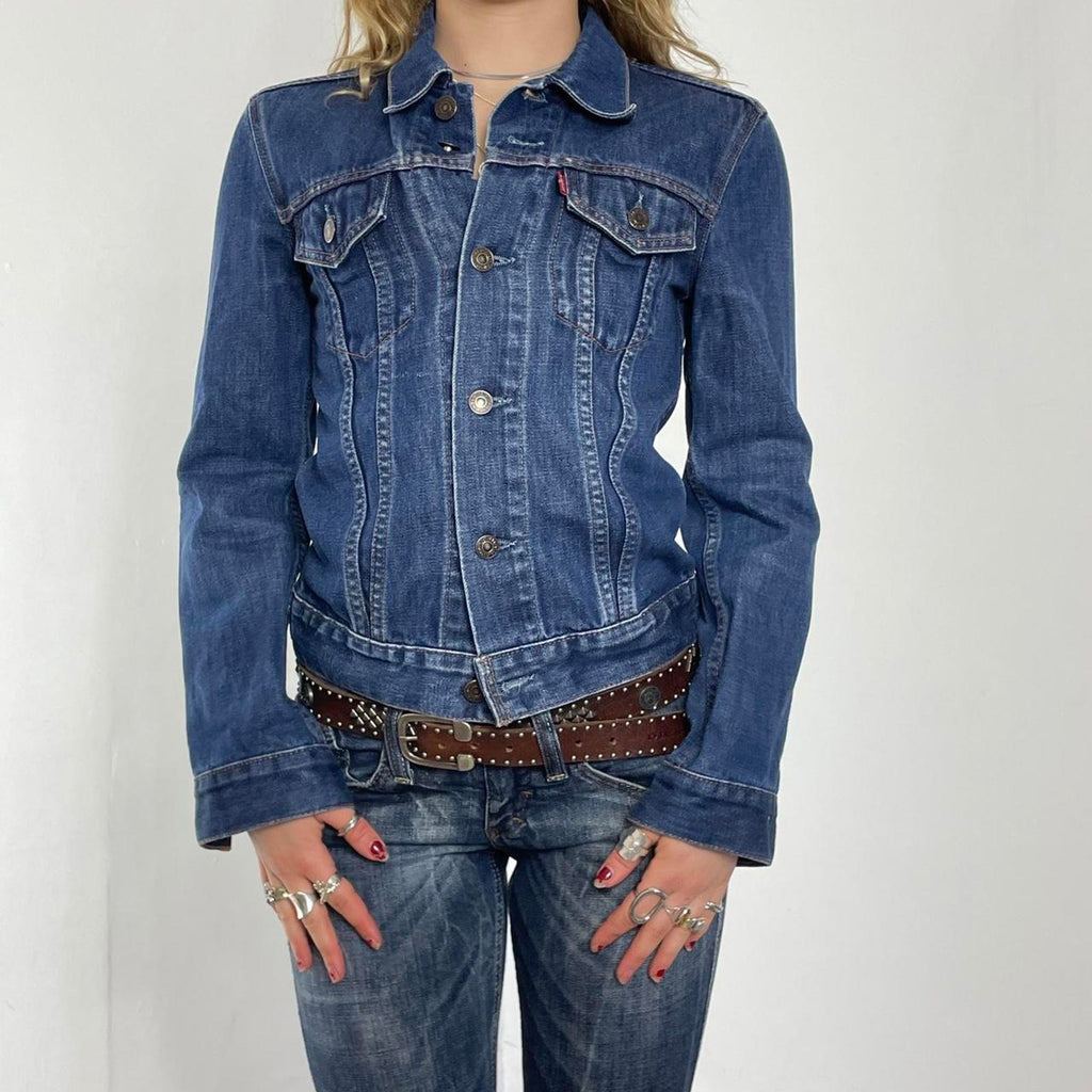 Vintage levis deep blue denim jacket