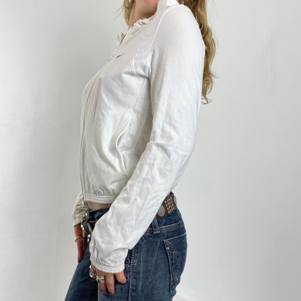 Y2K White zip up Nike jumper nike tick on logo on the side with a hood.