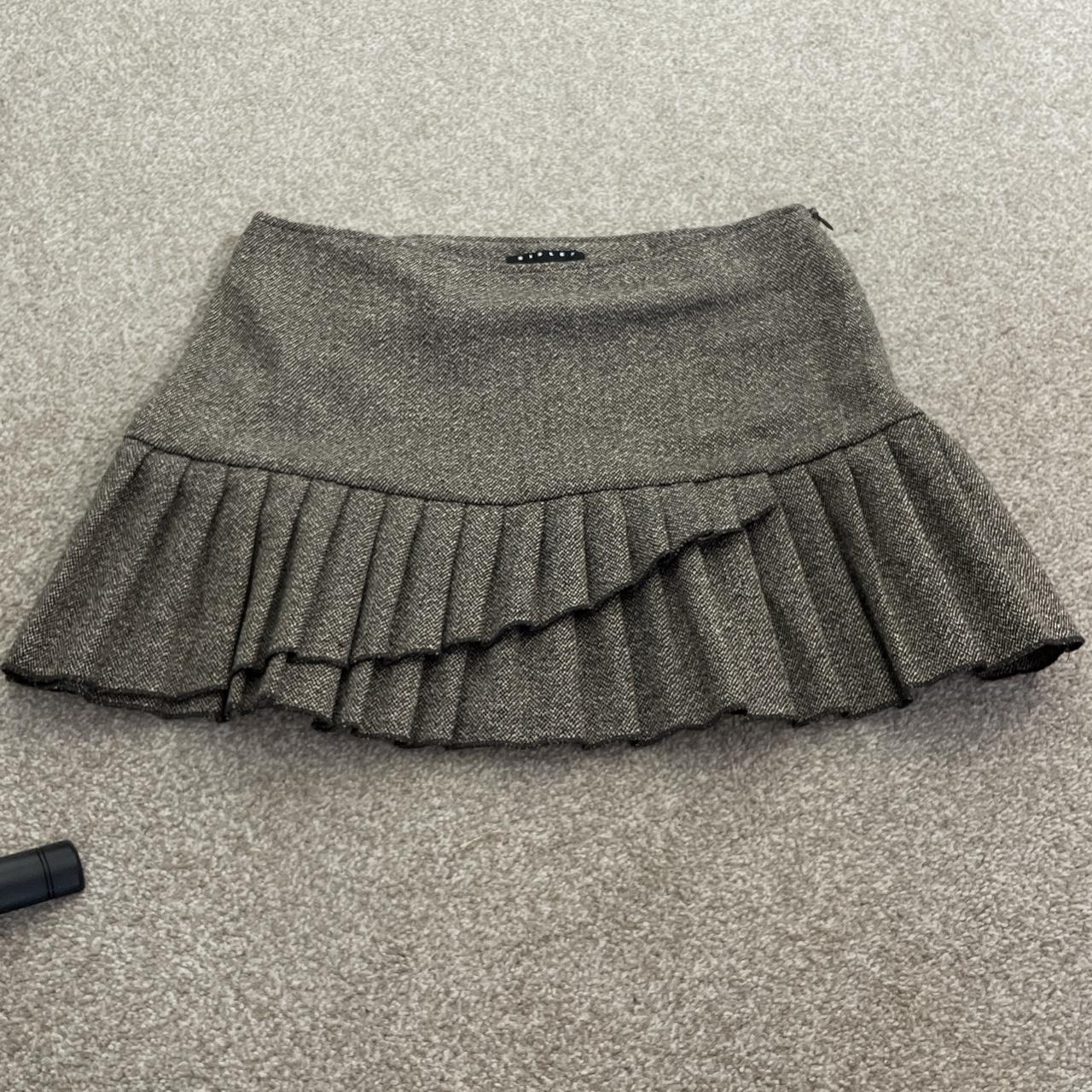 00's Sisley tweed ruffled mini skirt