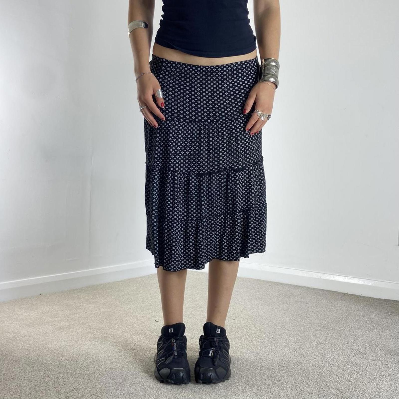 Beautiful patterened tiered white and black midi skirt