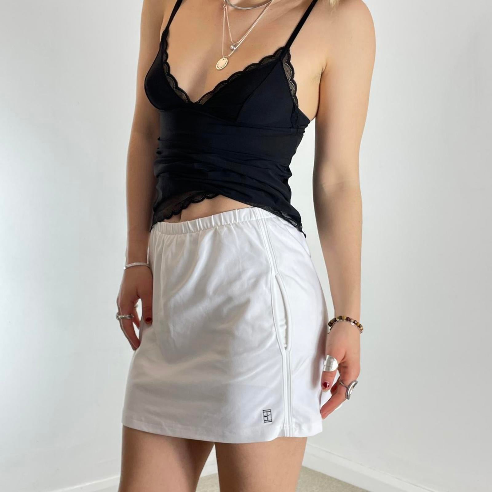 Nike White tenis skirt with built in shorts