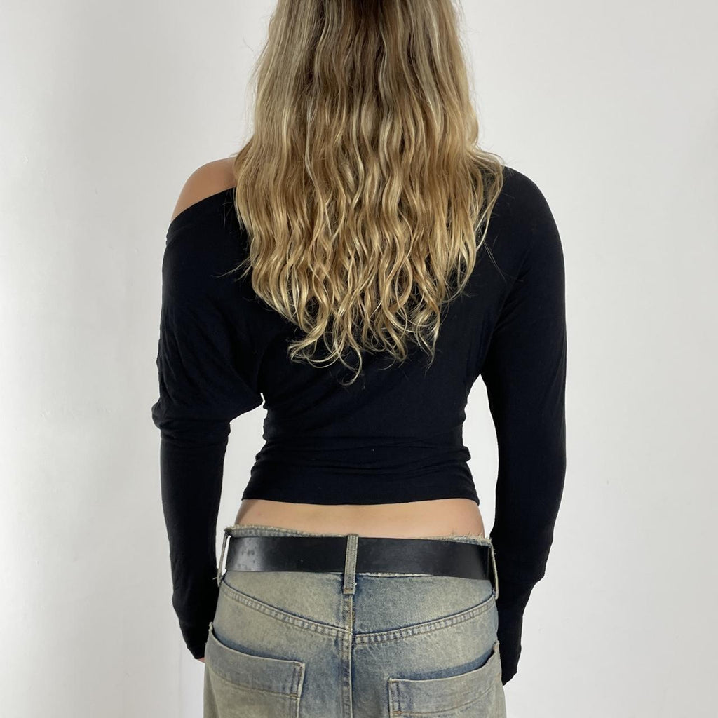 Black and blue graphic batwing top