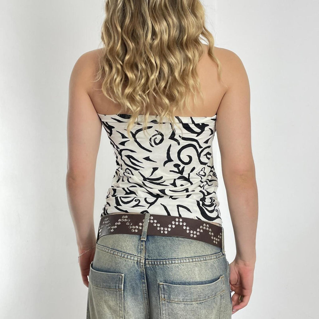 Retro white and black elasticated top with a wooden ring