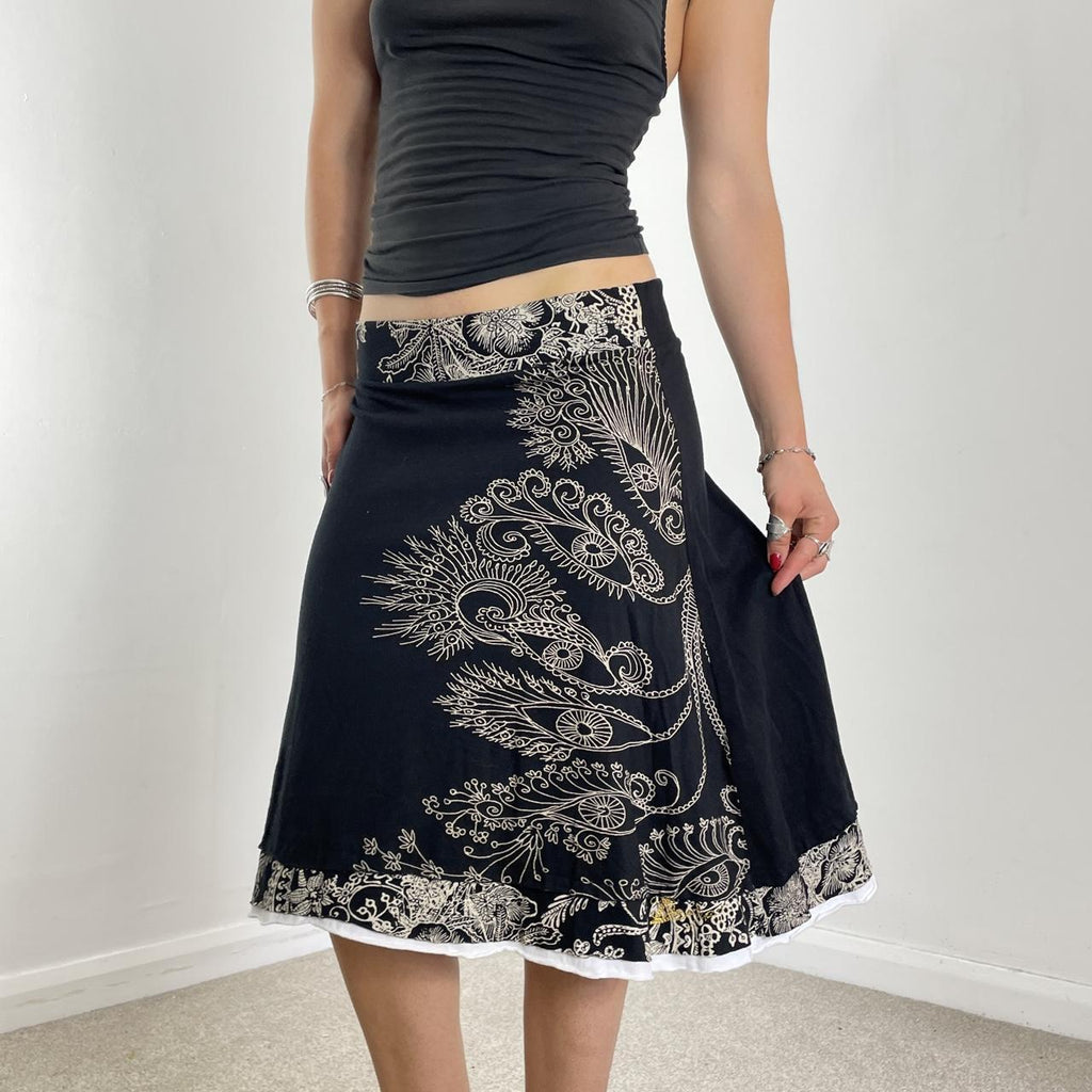 Desigual black and white midi skirt with logo embroided on the back