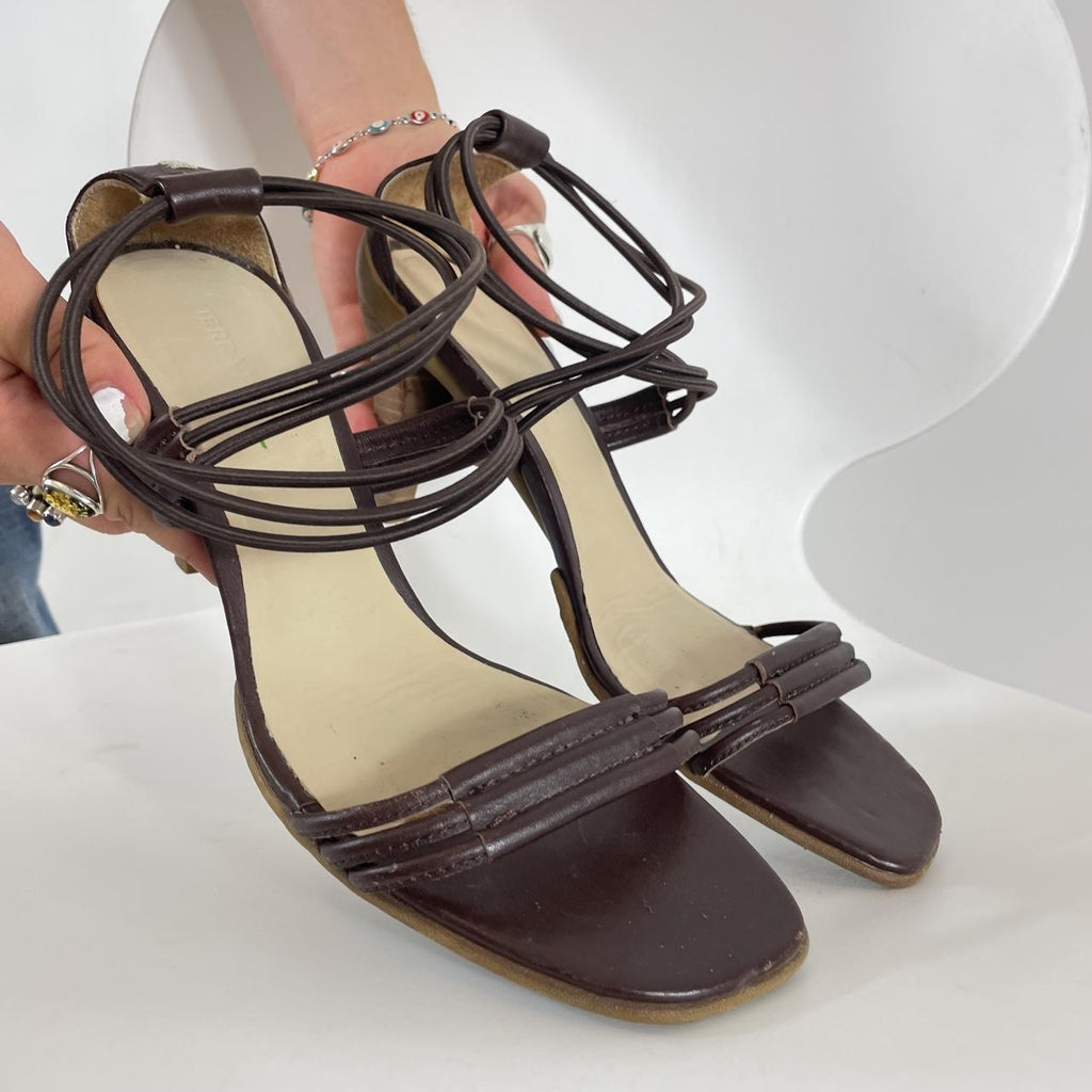 Brown strappy summer kitten heels