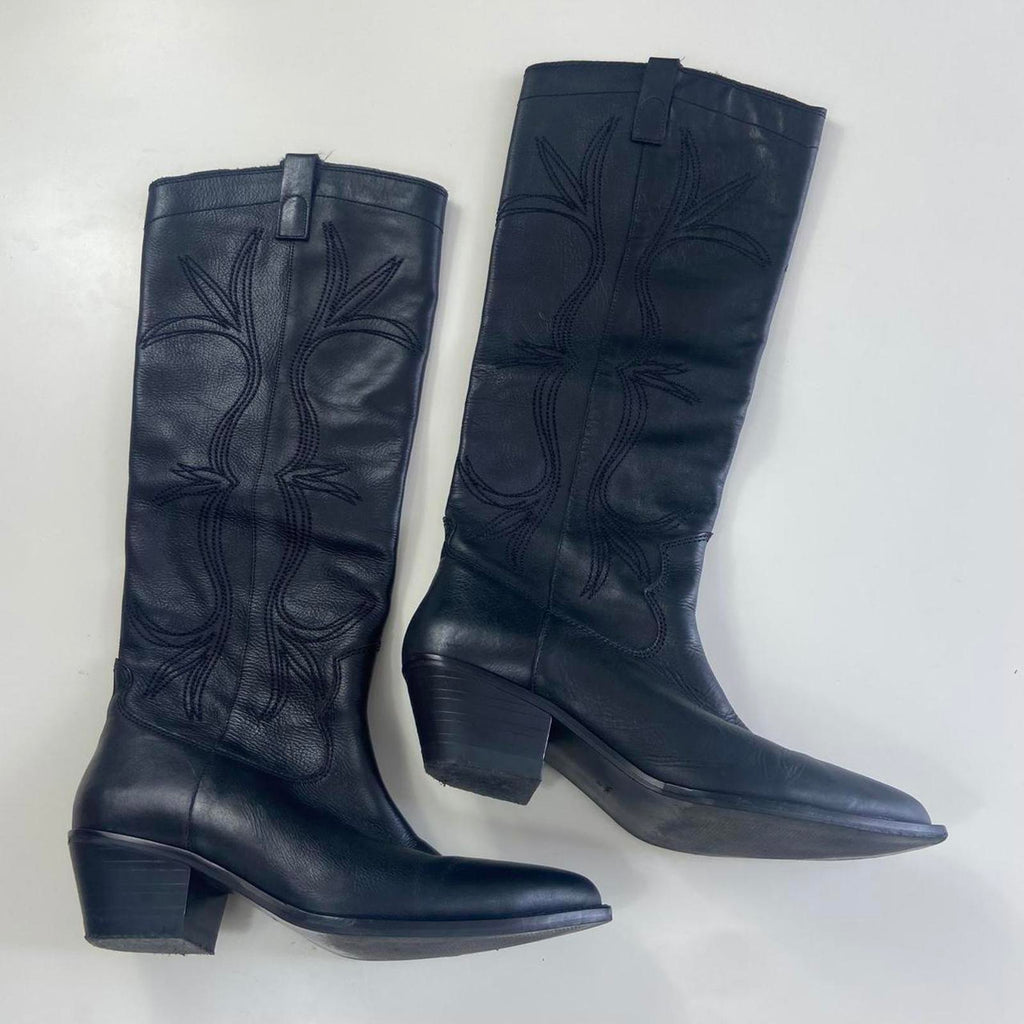 Vintage black patterned cowboy boots