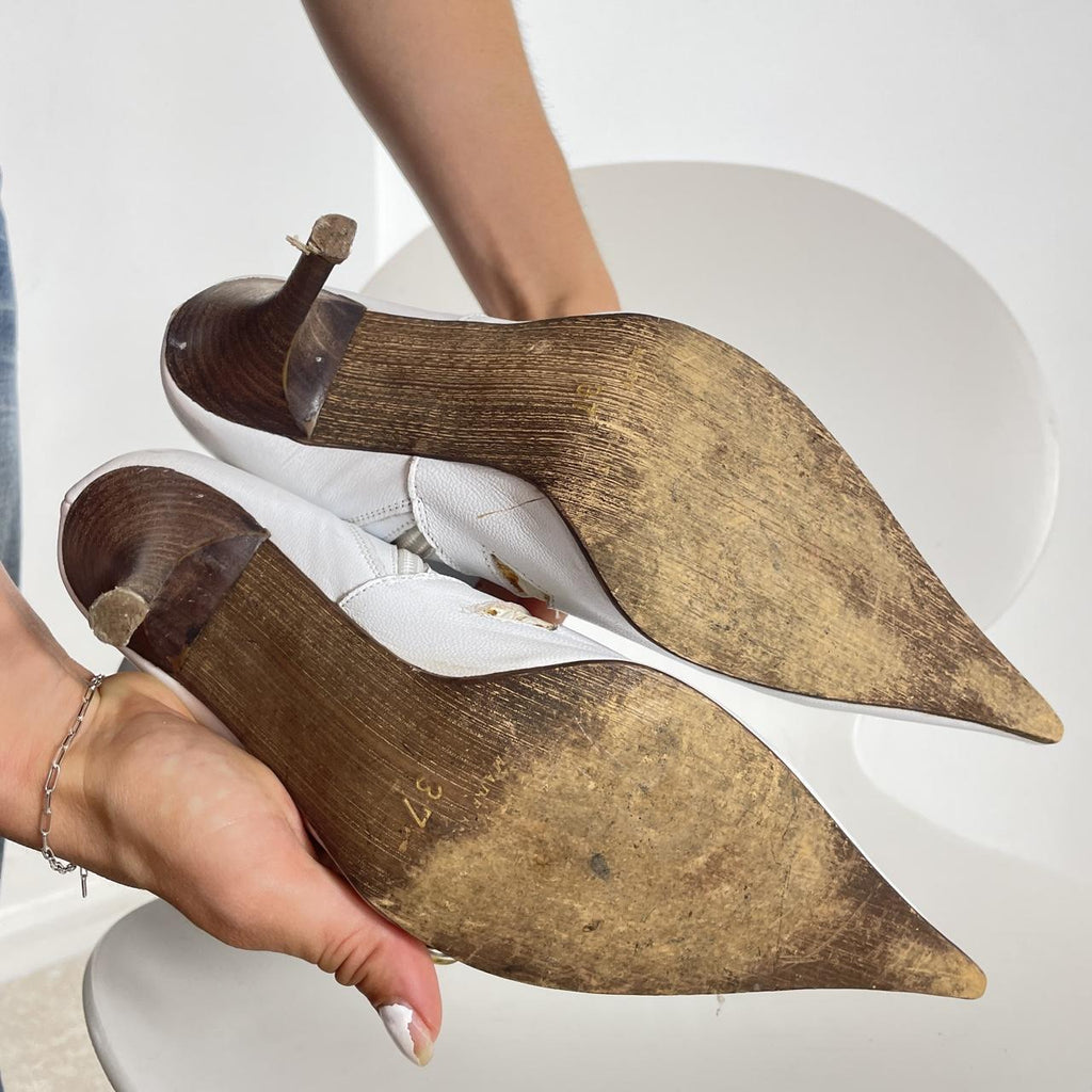 Gold and white vintage italian pointed heeled boots