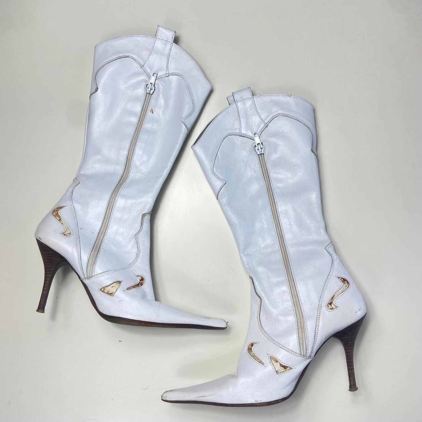 Vintage white patterned boho gem embelished heeled boots.
