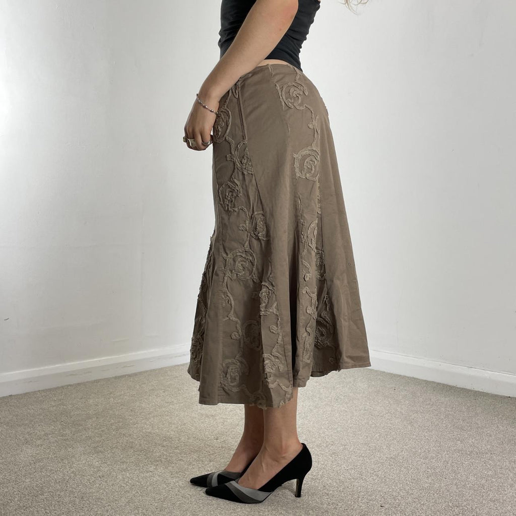 Cream/brown ish fishtale low rise midi skirt