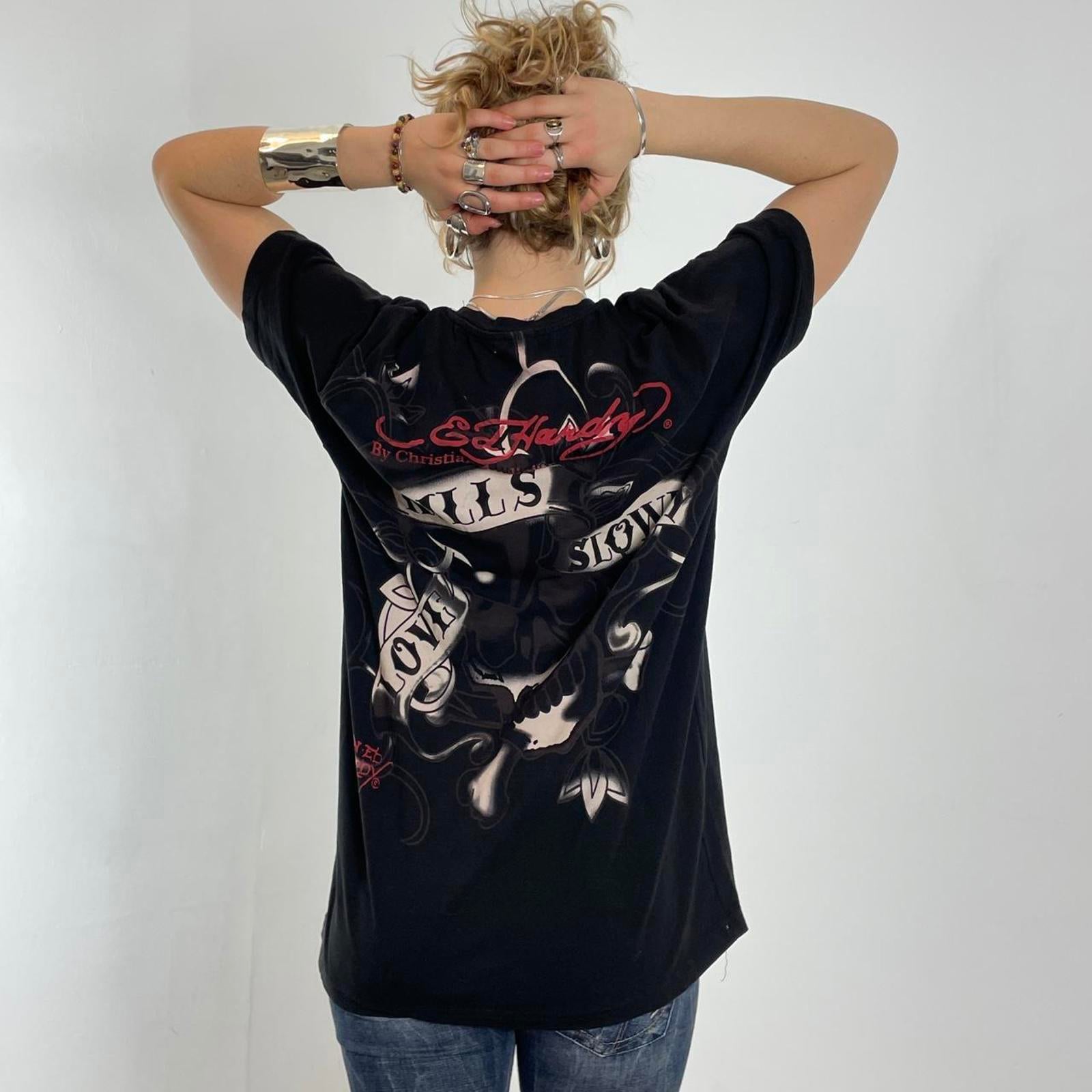 00's Graphic Ed Hardy spell out tee