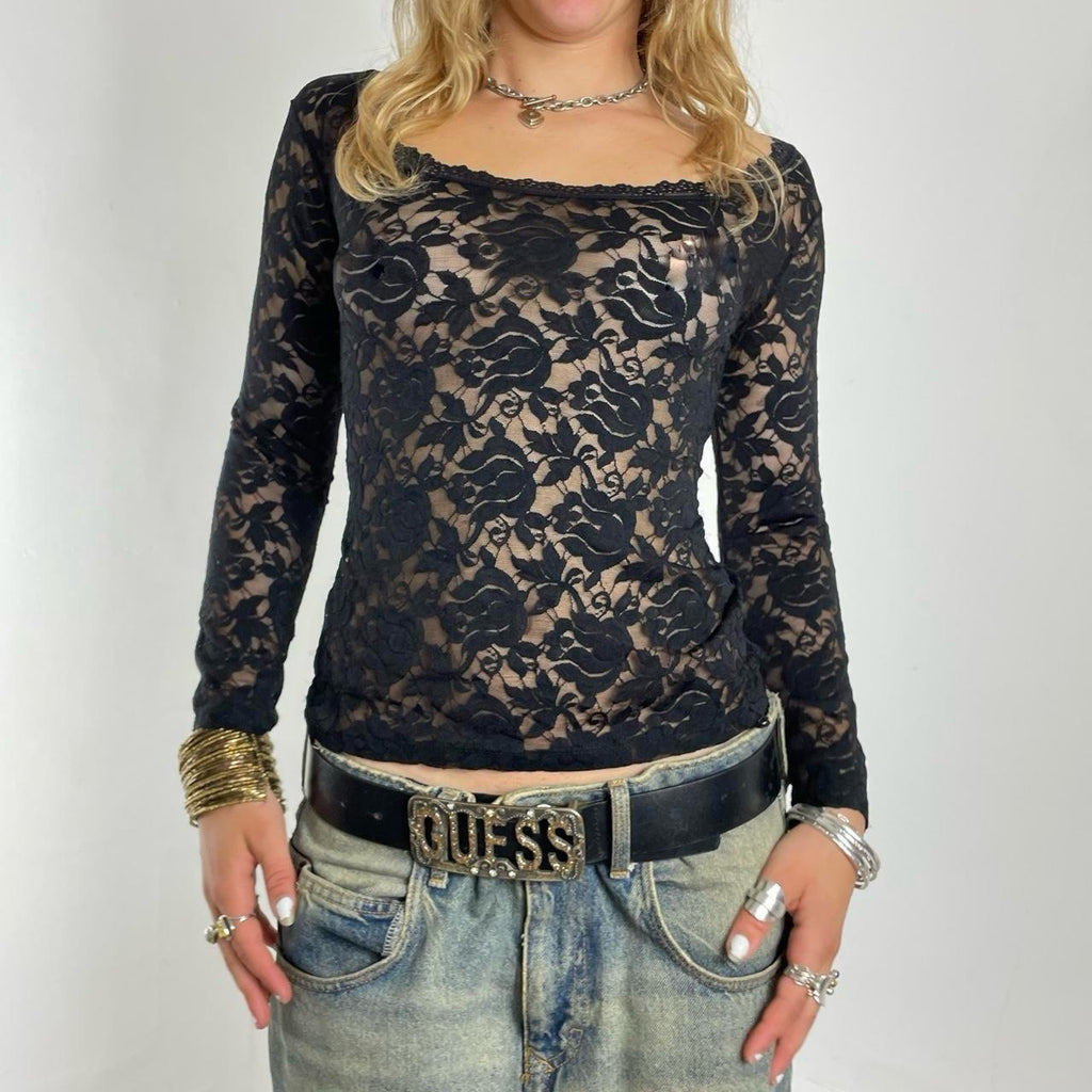 Vintage boatneck lace long sleeve top