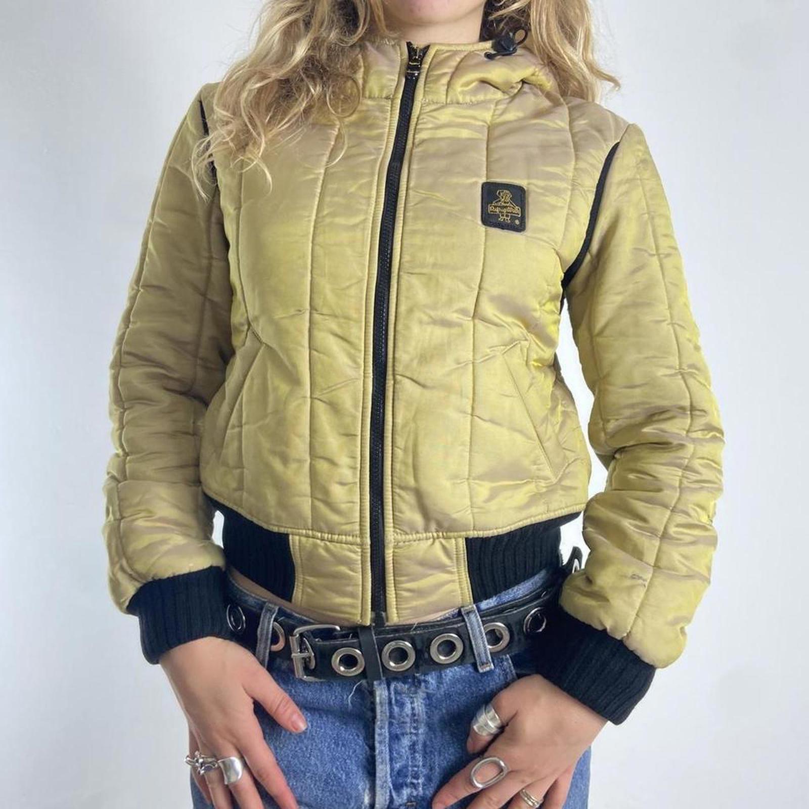 Vintage irradecant mustard cropped puffer jacket, hooded with thick black wasit band.