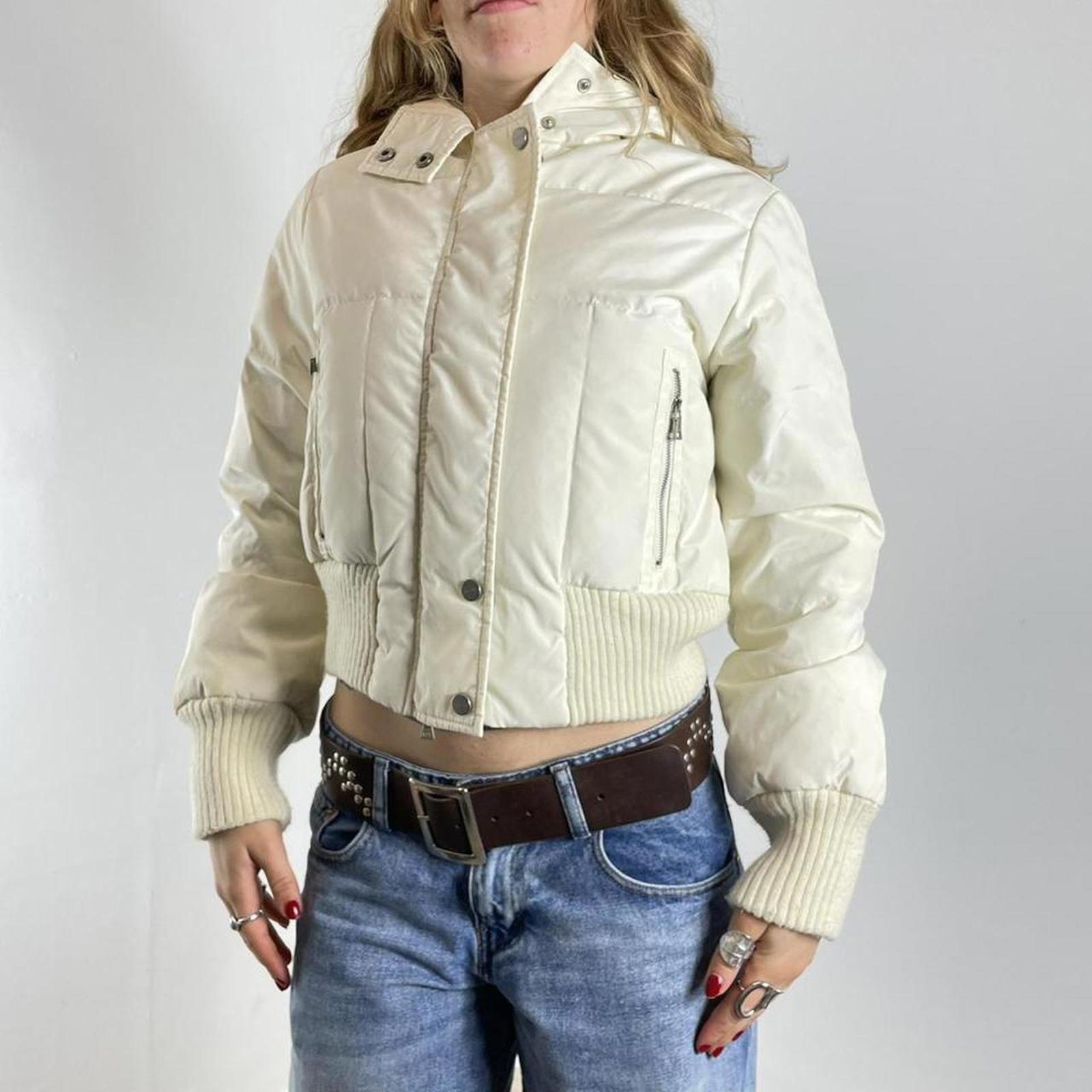 00s cropped cream puffer jacket