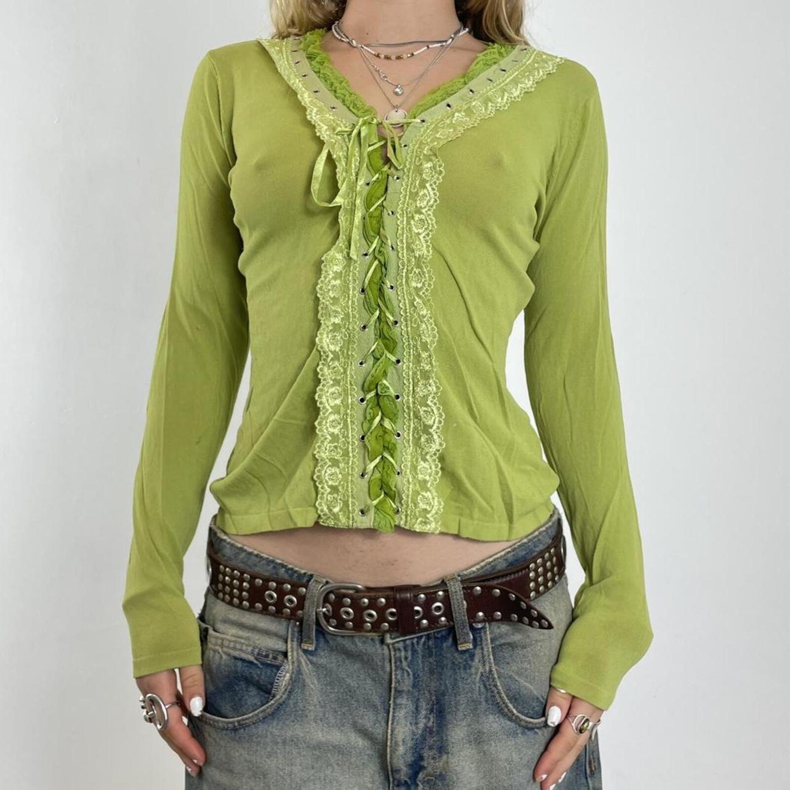 Vintage long sleeve ruffled v neck top