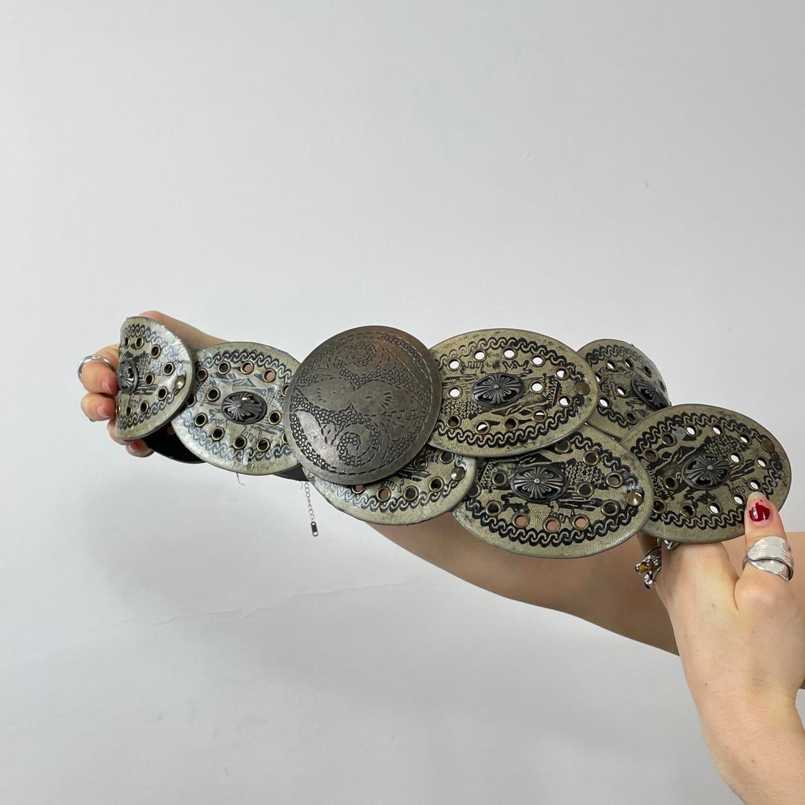 00's kahki grey printed patterened studded disk belt with engravings