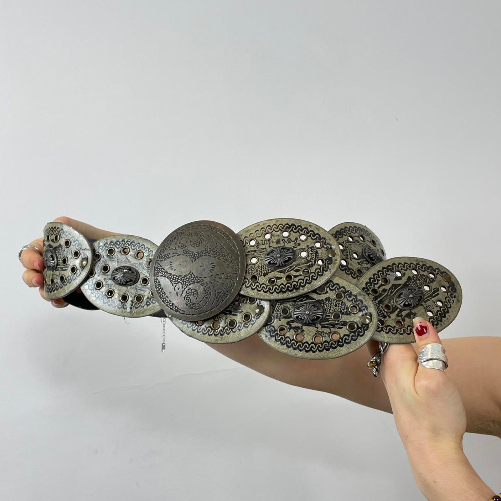 00's kahki grey printed patterened studded disk belt with engravings