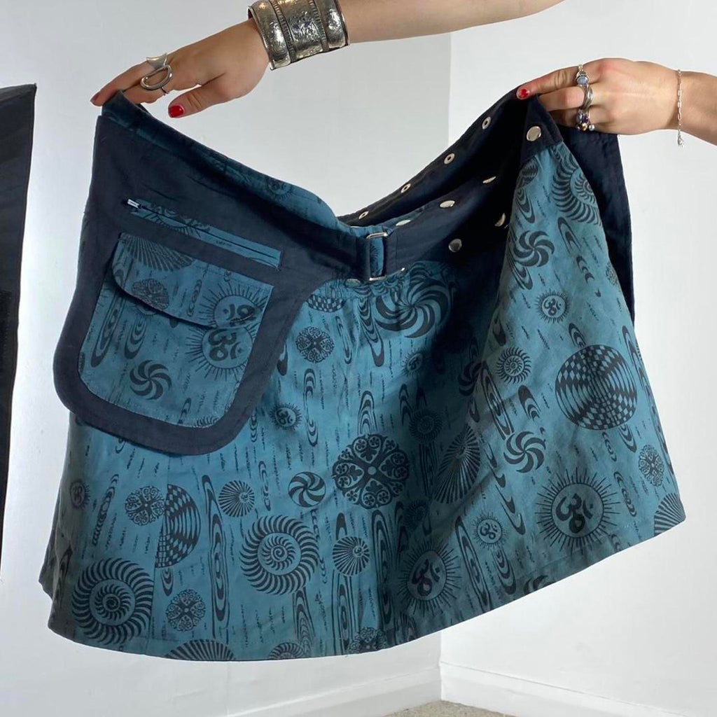 Y2K blue patterend wrap popper midi skirt, with utiltiy pockets