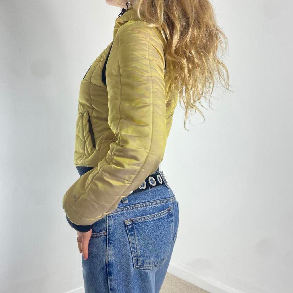 Vintage irradecant mustard cropped puffer jacket, hooded with thick black wasit band.
