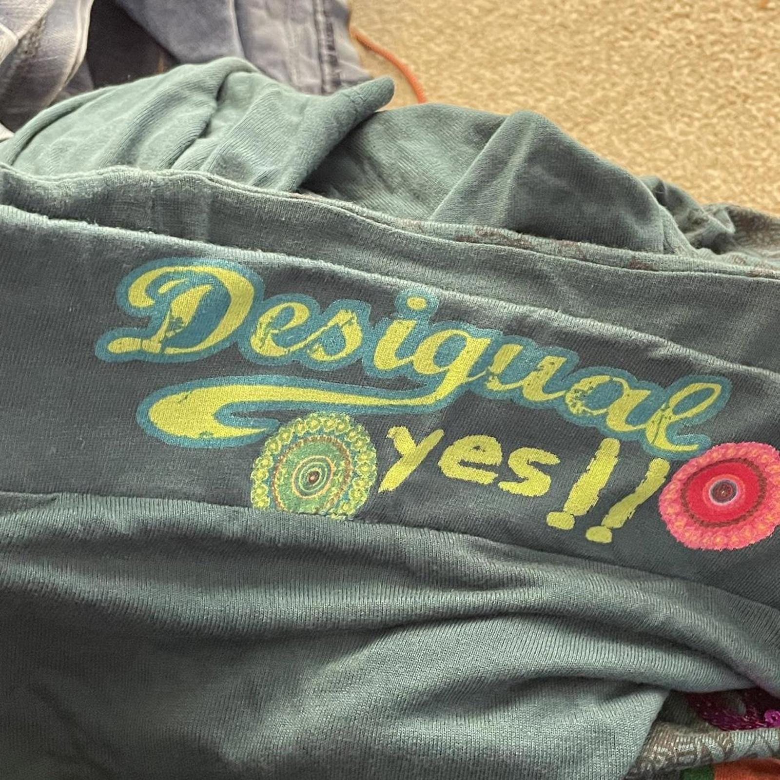 Teal green asymetrical graphic desigual skirt