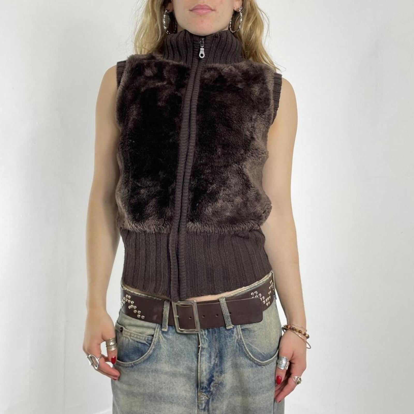 Brown fluffy ribbed fitted gillet zip up top