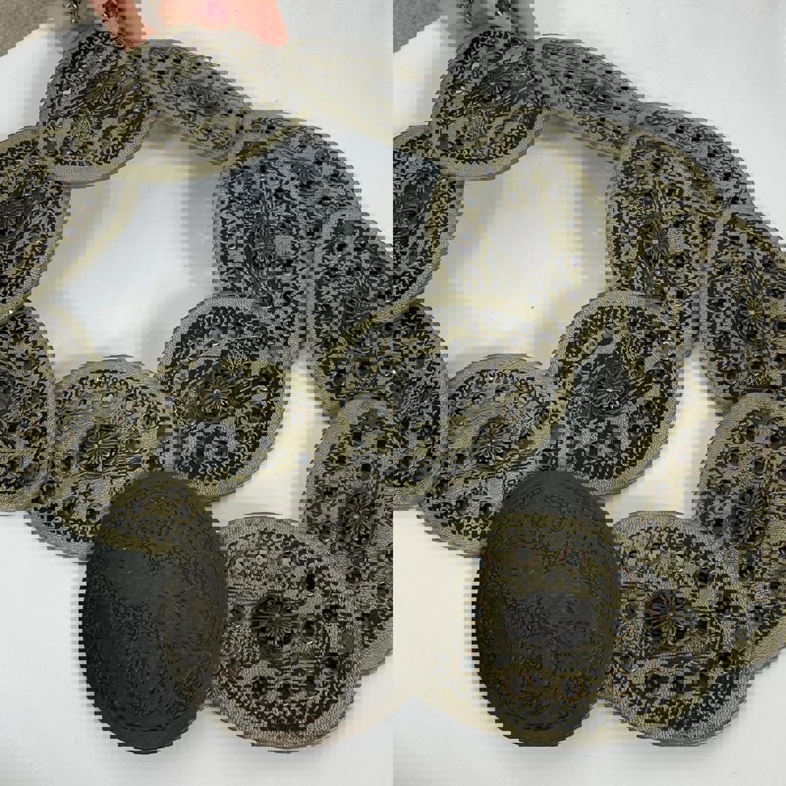 00's kahki grey printed patterened studded disk belt with engravings