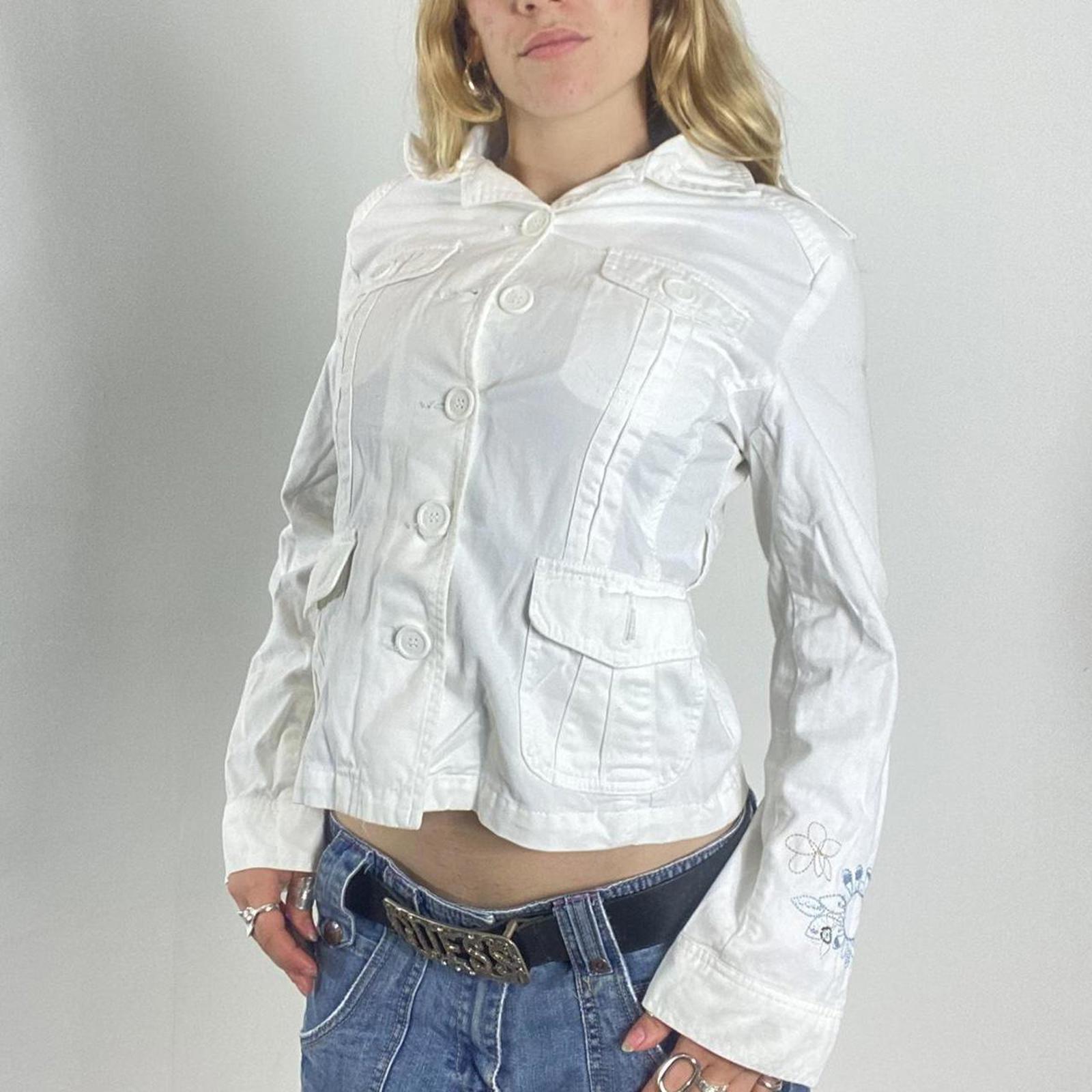 vintage white alt jacket!! panelled with buttons