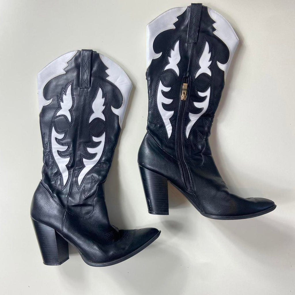 Insane black and white cow girl heeled boots!