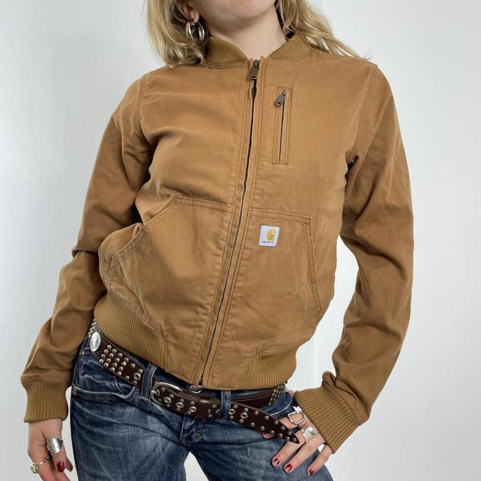 Carhartt fitted mustard canvas jacket with the logo on the side, zips up