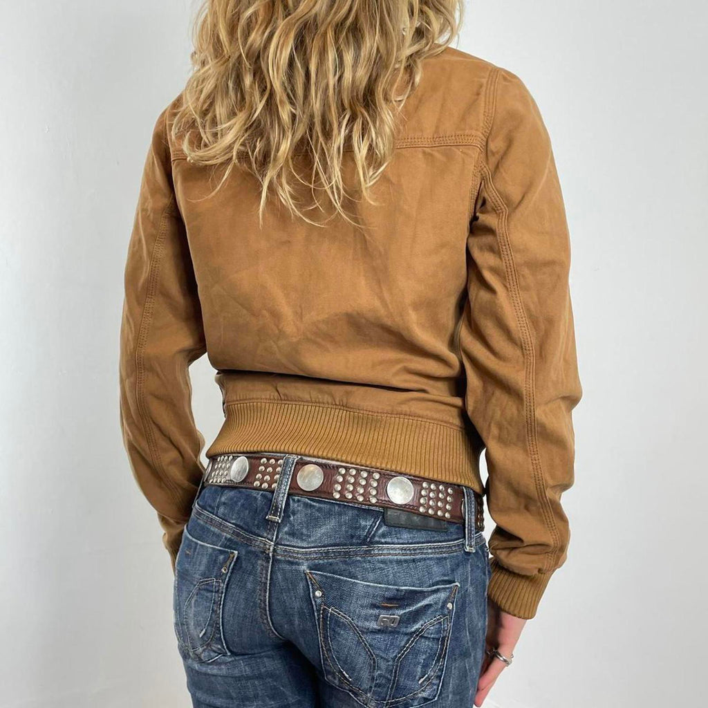 Carhartt fitted mustard canvas jacket with the logo on the side, zips up