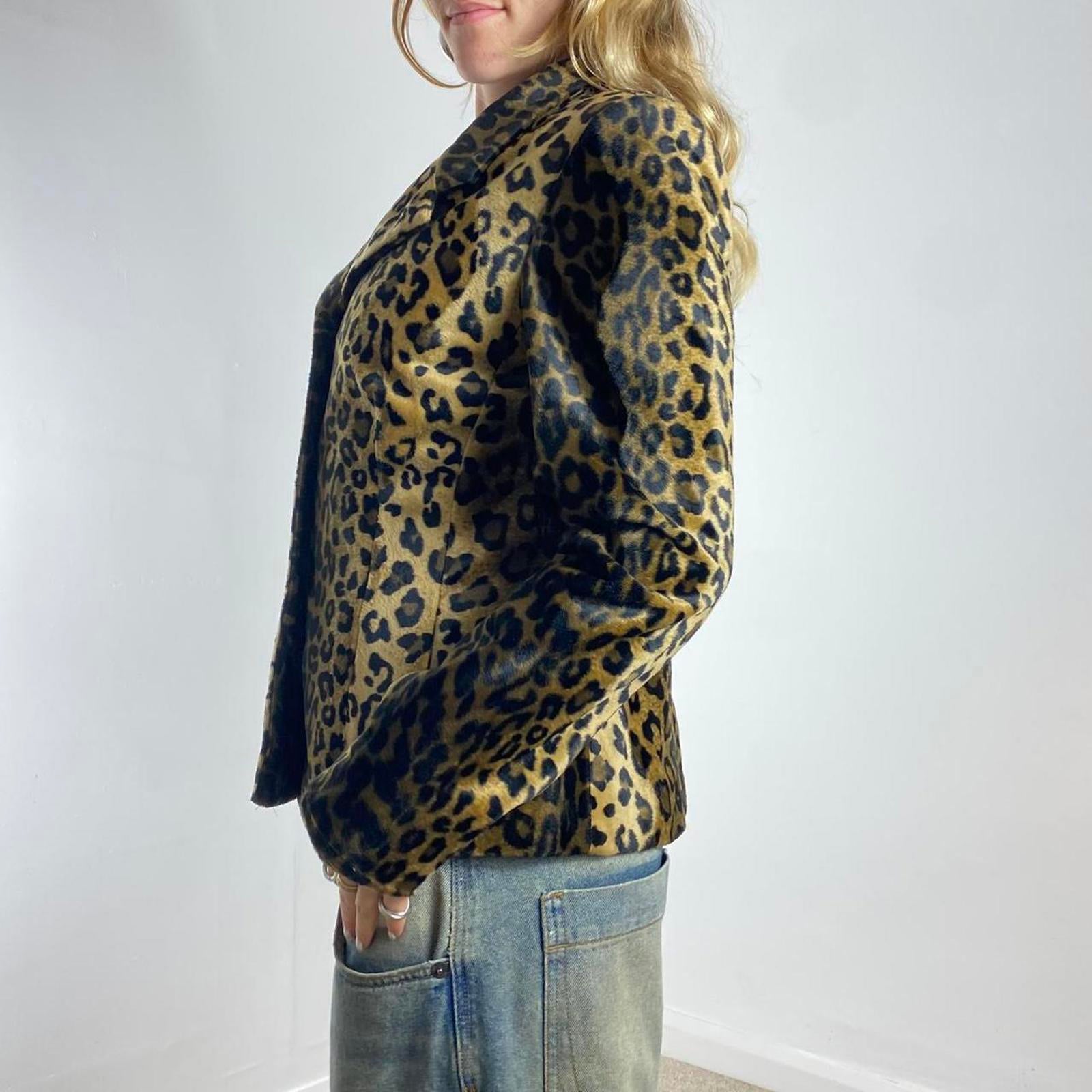 Vintage leopard button up jacket