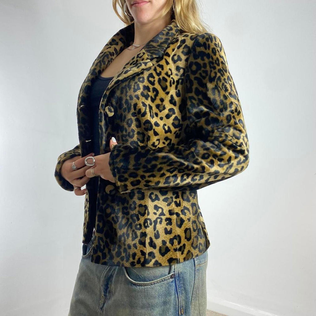Vintage leopard button up jacket