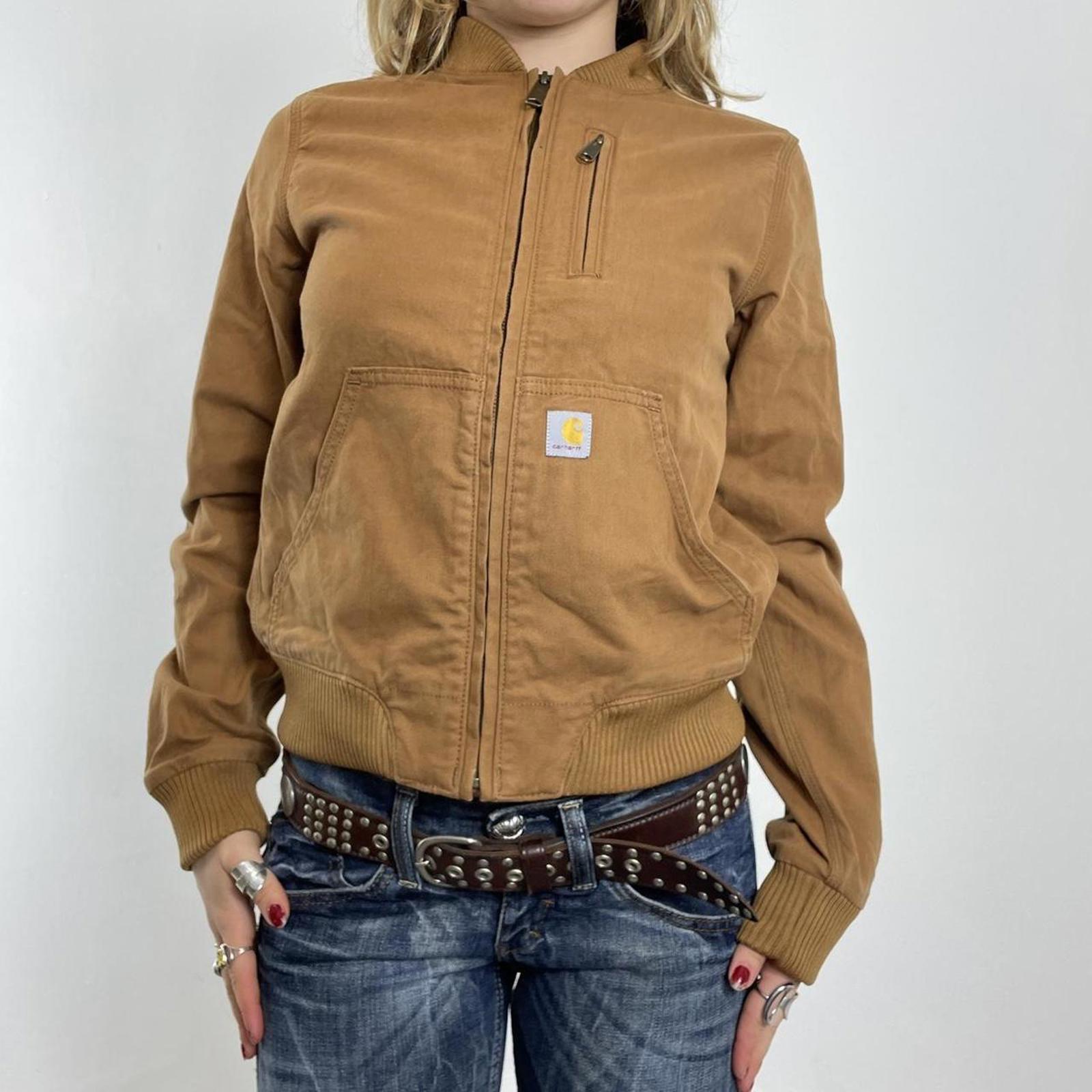 Carhartt fitted mustard canvas jacket with the logo on the side, zips up