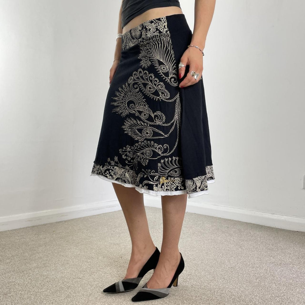 Desigual black and white midi skirt with logo embroided on the back
