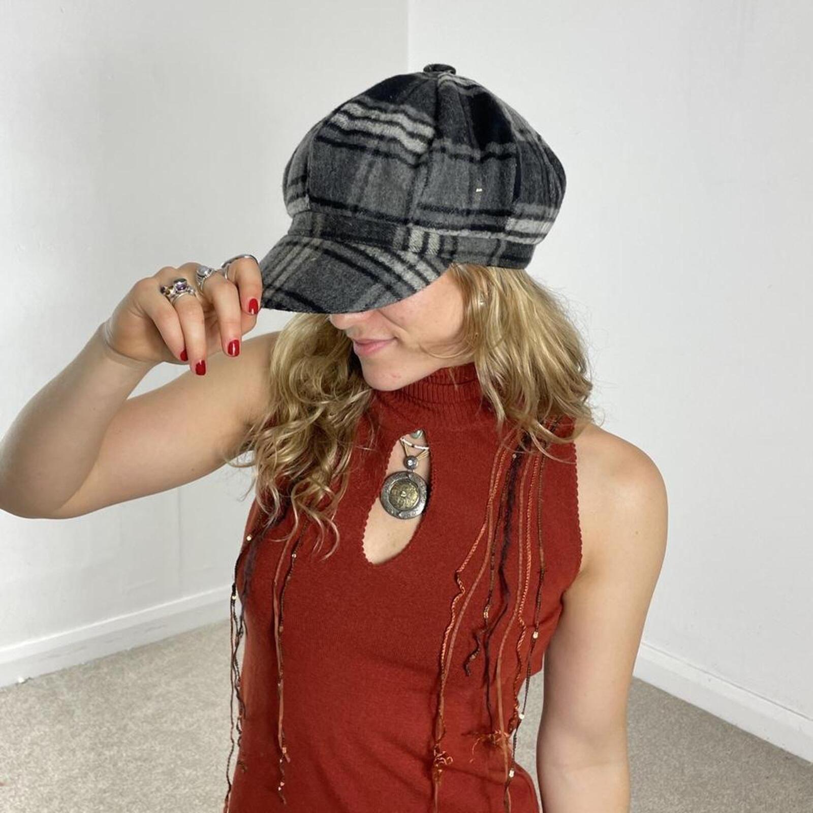 Checked grey and white flat cap hat