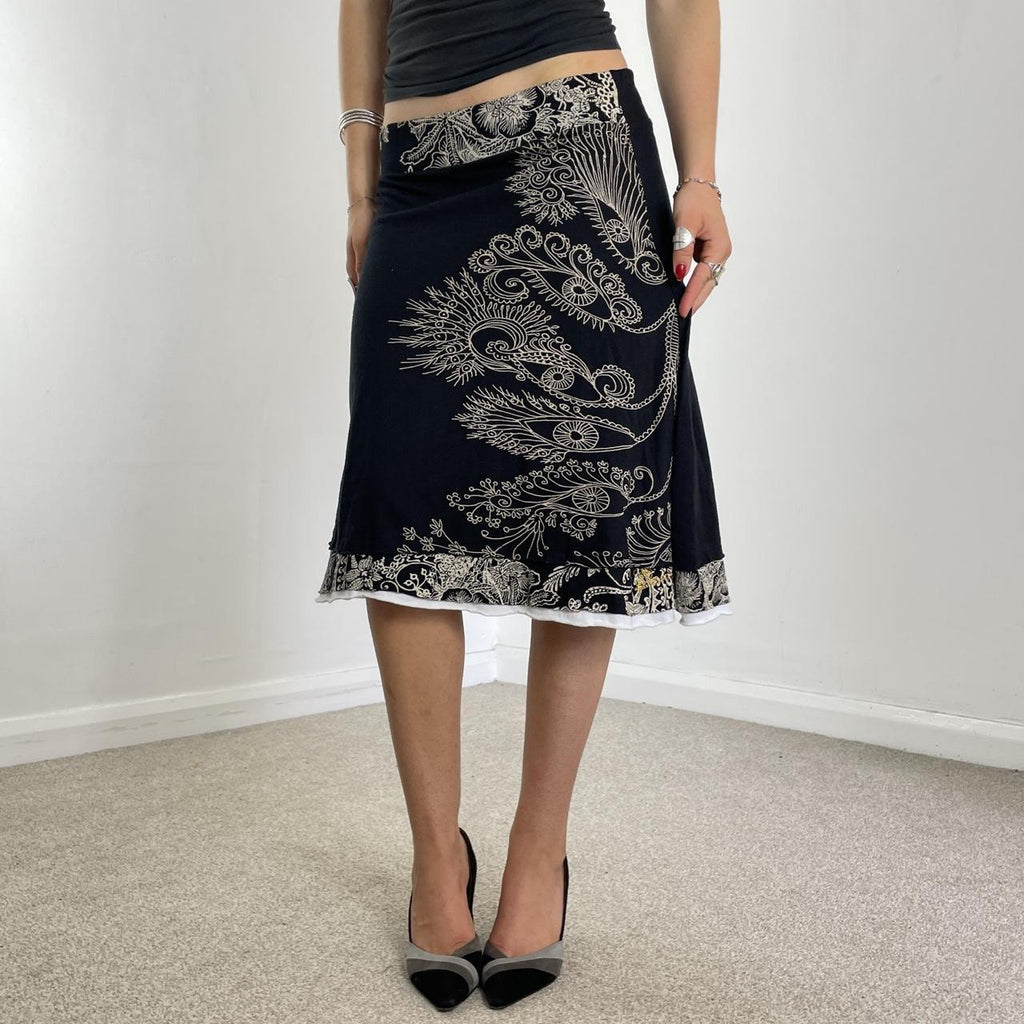 Desigual black and white midi skirt with logo embroided on the back