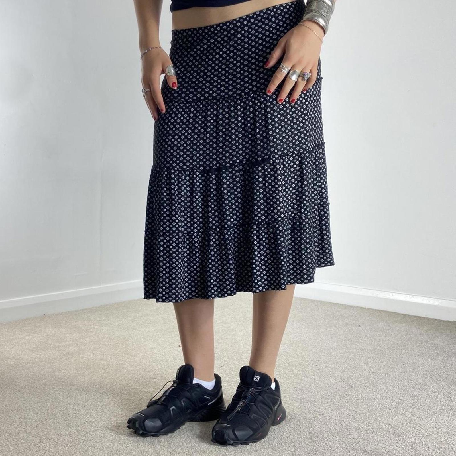 Beautiful patterened tiered white and black midi skirt