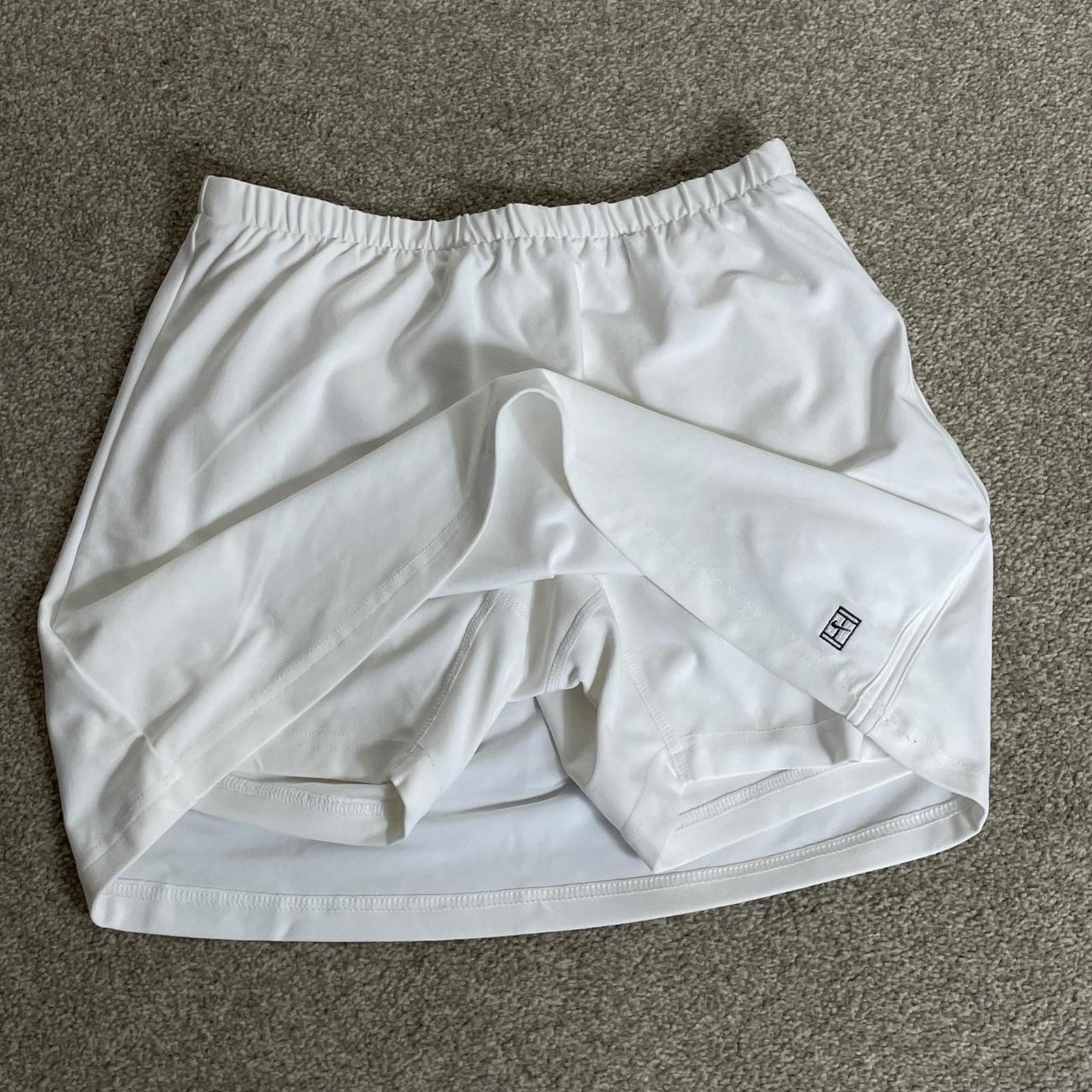 Nike White tenis skirt with built in shorts